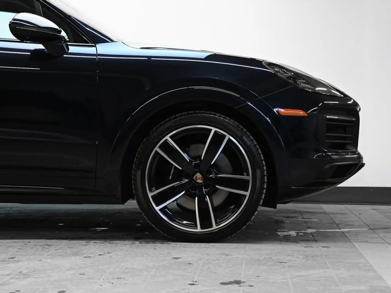 Porsche Cayenne снимка Porsche Cayenne