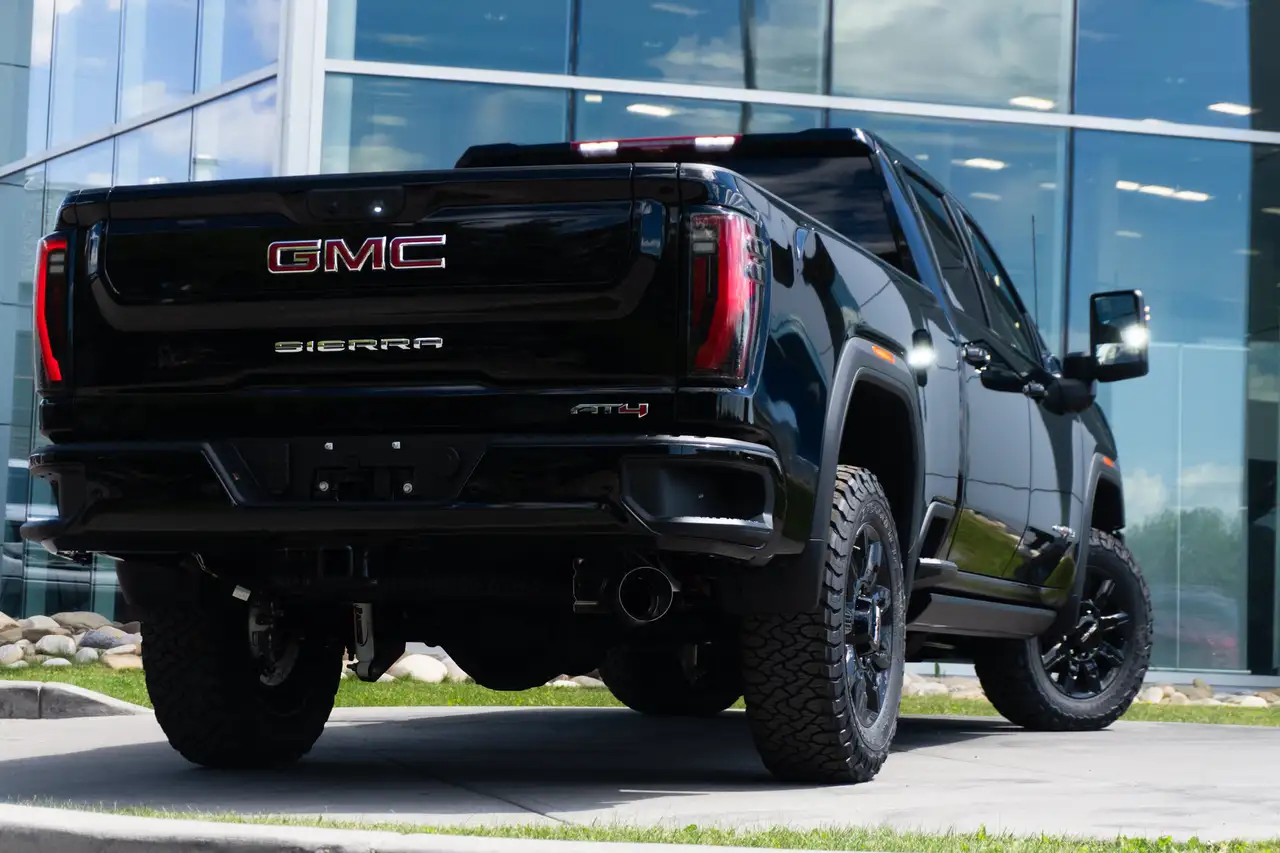 GMC Sierra 3500HD fotografie GMC Sierra 3500HD