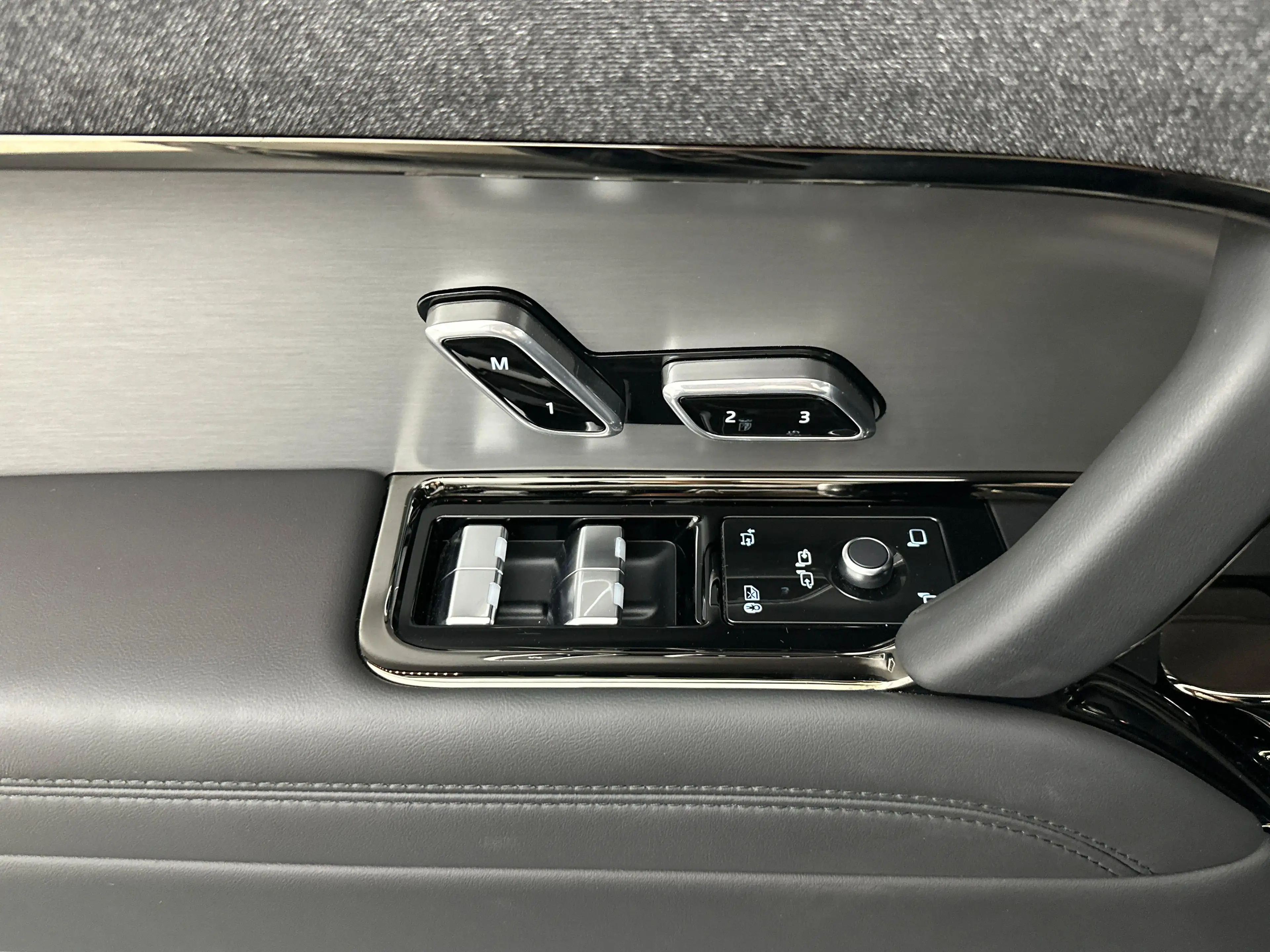 Land Rover Range Rover Sport P460e S AWD Auto. 24MY Marge — photo 15