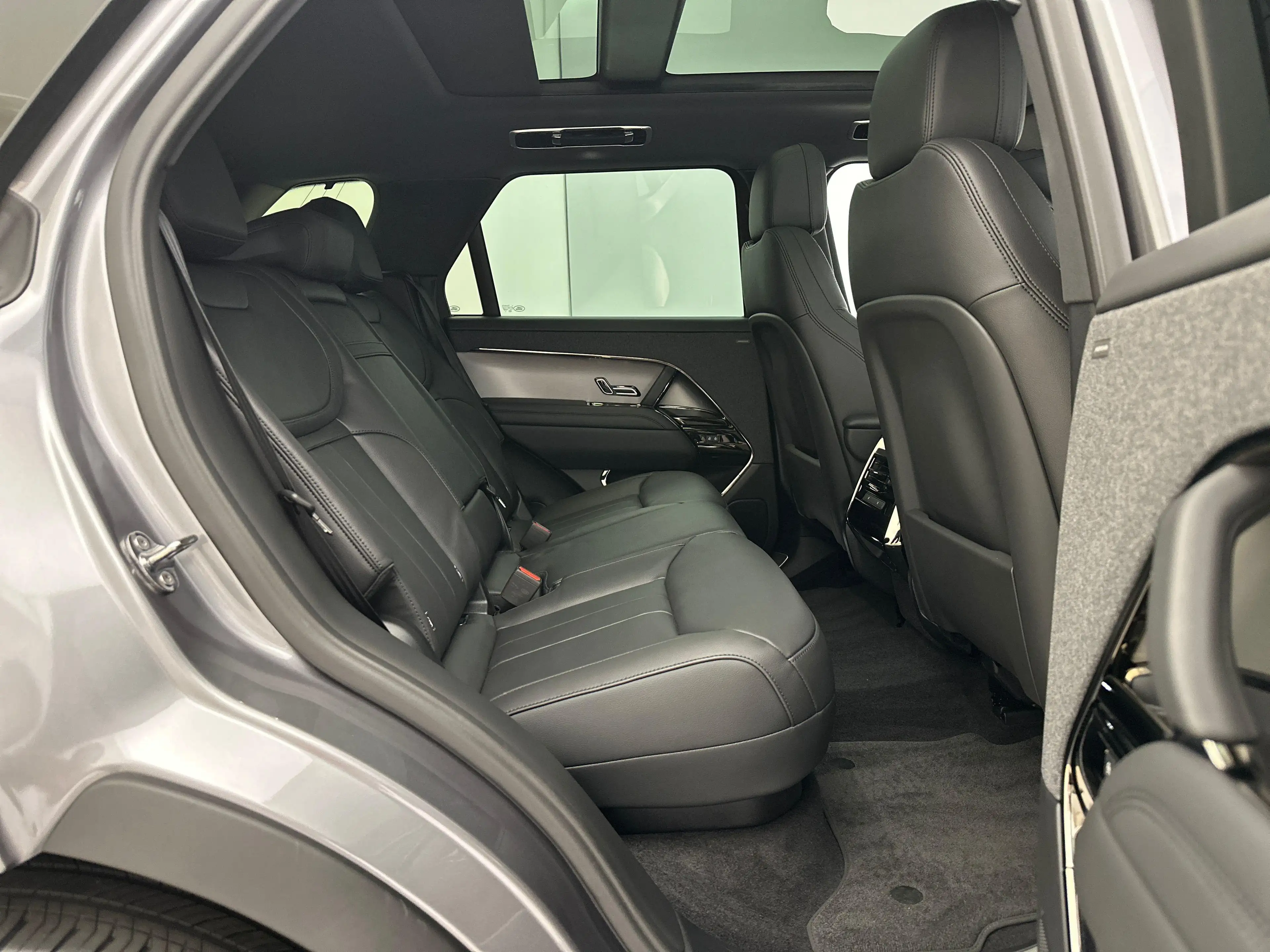Land Rover Range Rover Sport P460e S AWD Auto. 24MY Marge — photo 5