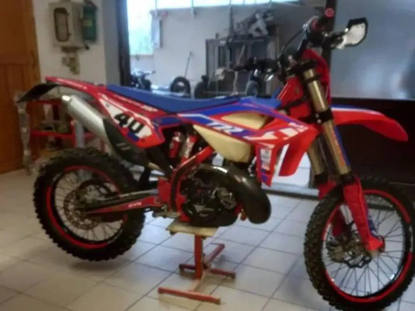 Beta RR 200 Червоний - 2