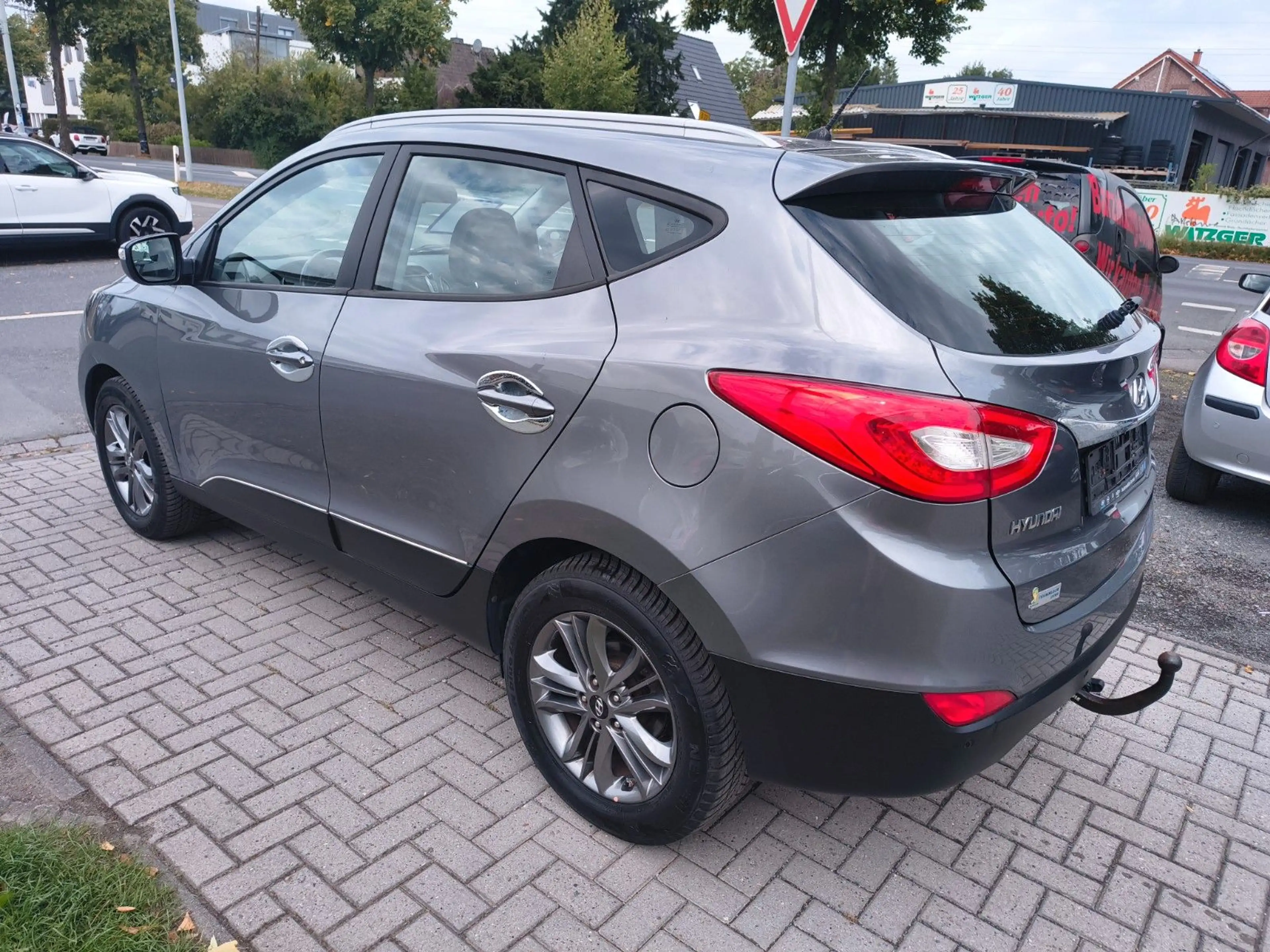 Hyundai iX35 FIFA World Cup Edition 2WD°Teilleder°AHK — photo 5
