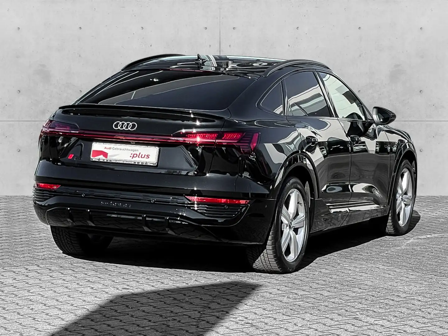 Audi Q8 Sportback 50 S line HuD,Matrix,Optikp. e-tron Noir - 2