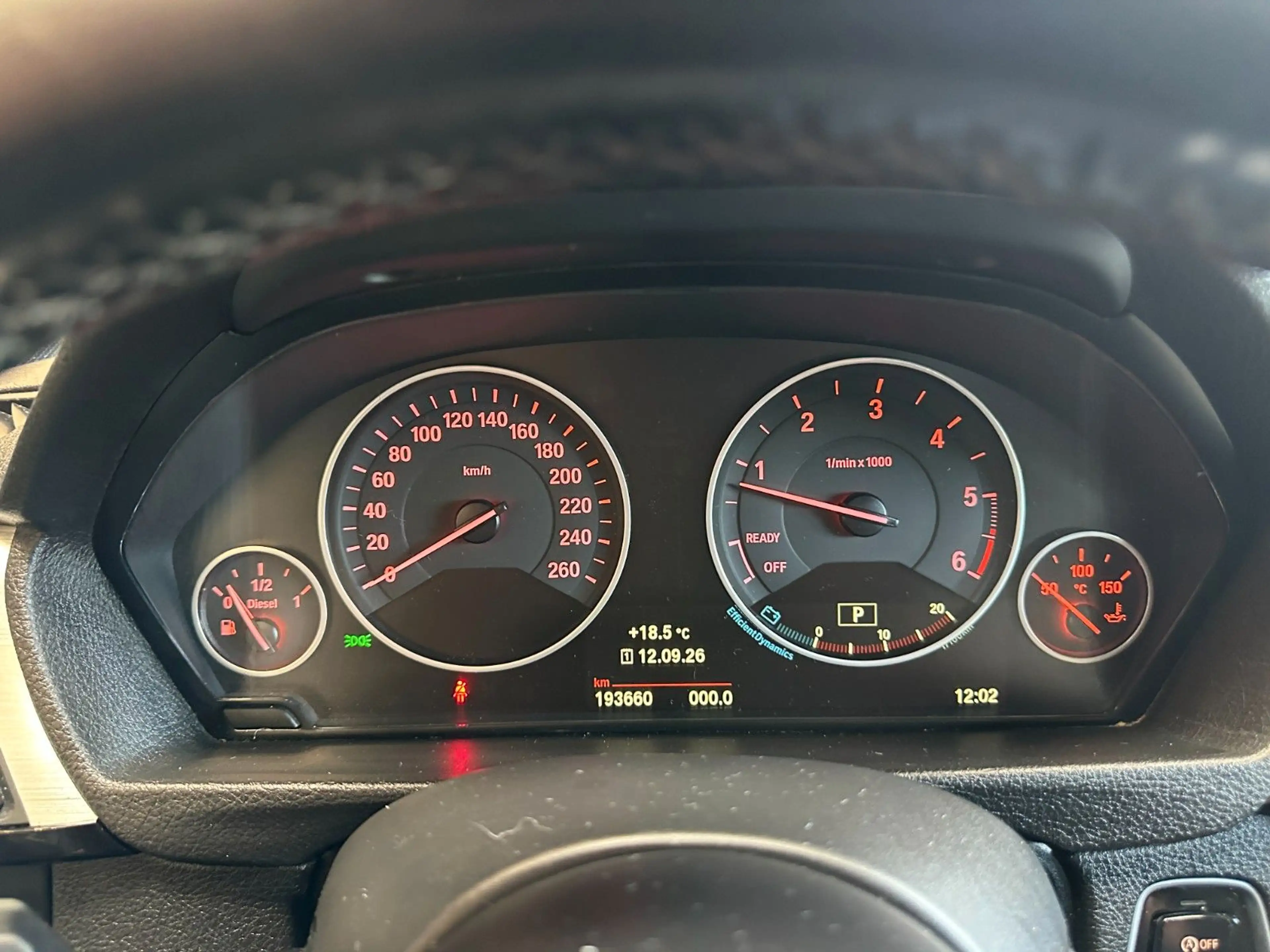 BMW 320 *HARMANKARDON*HUD*TOTWASSIST*AHK*TEMPO*NAVI* — photo 13