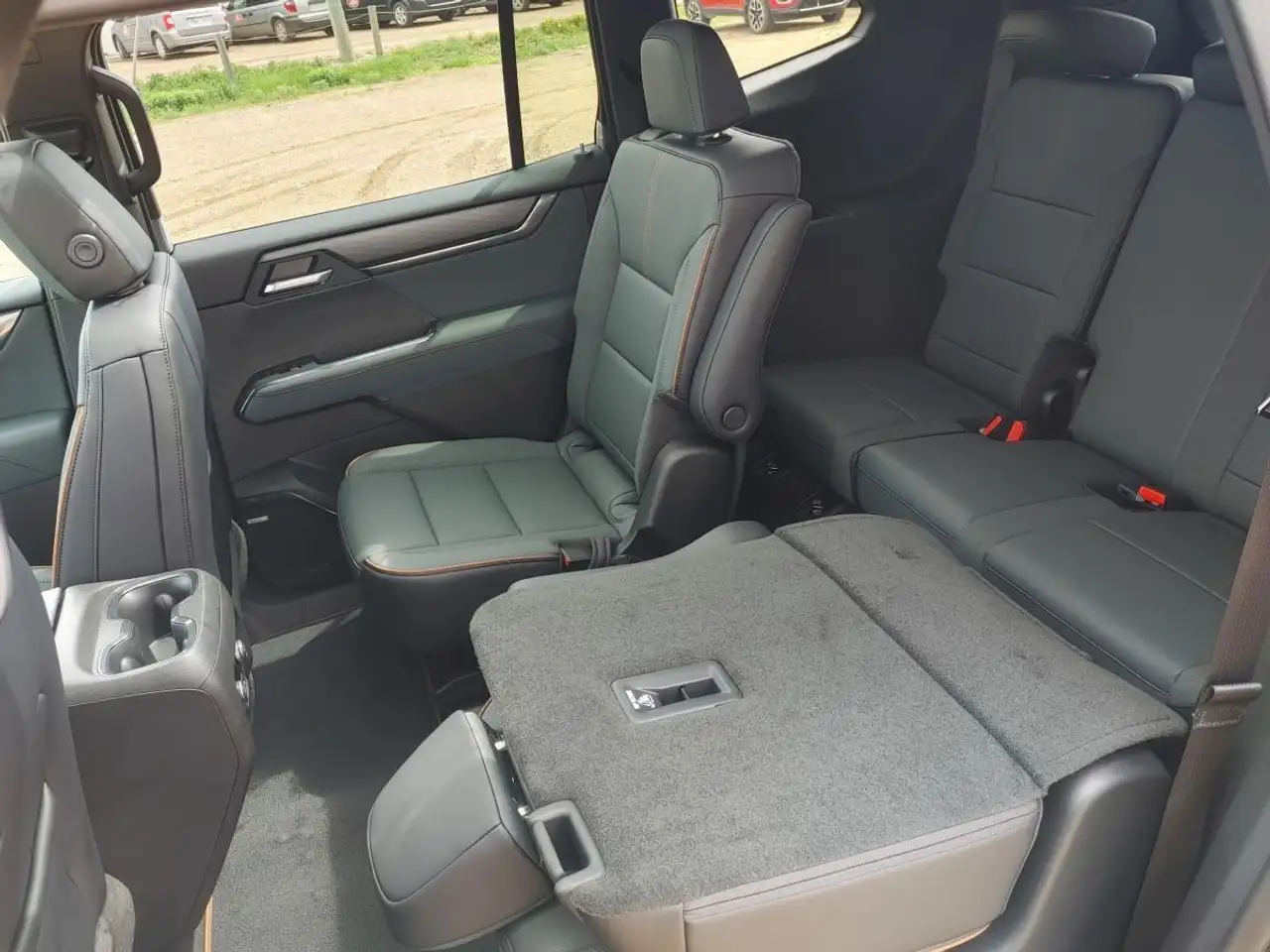 GMC Acadia снимка GMC Acadia