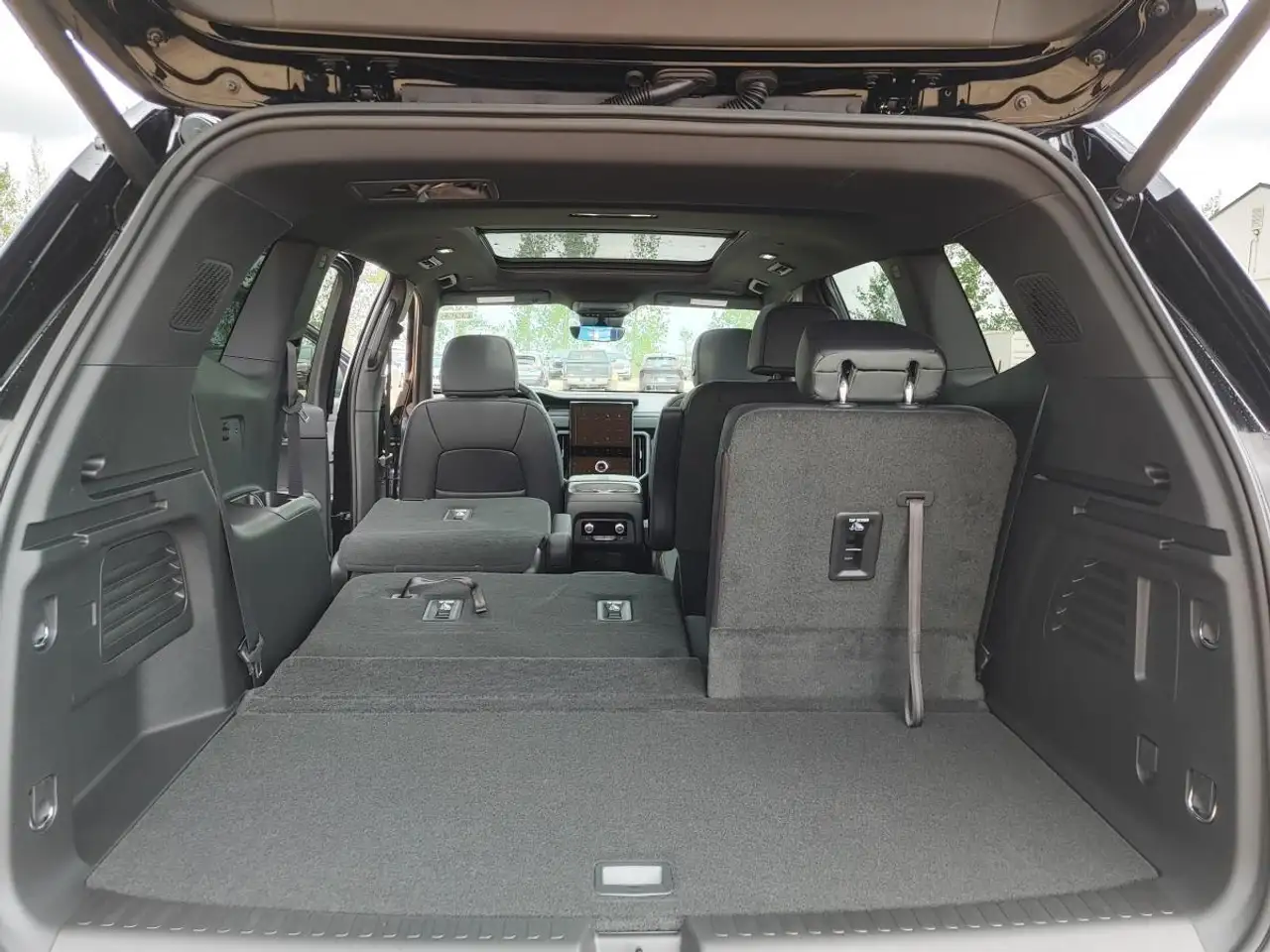GMC Acadia снимка GMC Acadia