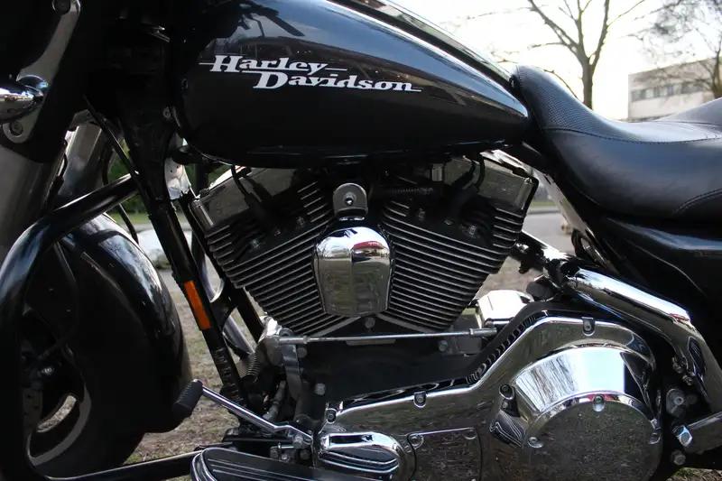 Harley-Davidson Street Glide - foto 3