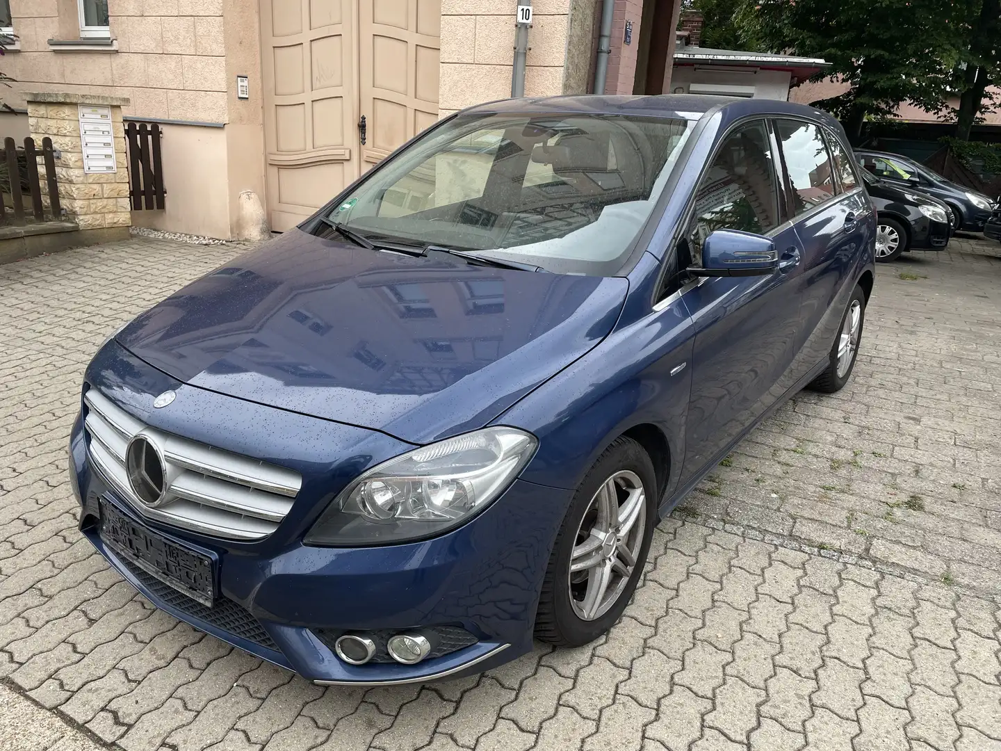 Mercedes-Benz B 180 (BlueEFFICIENCY) Azul - 1