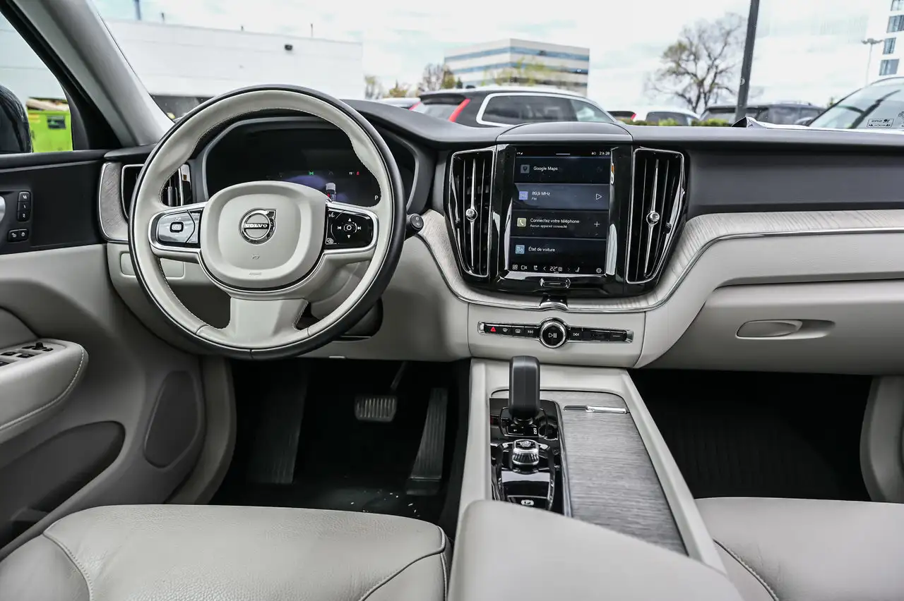 Volvo XC60 снимка Volvo XC60