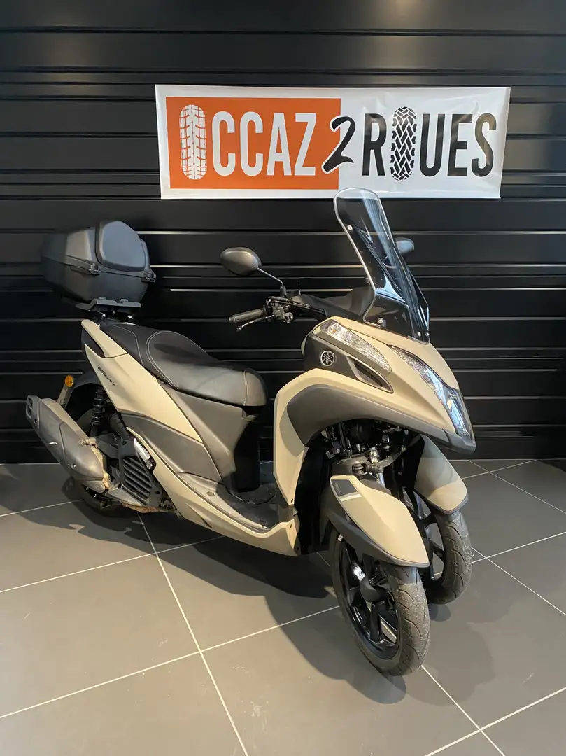 Yamaha TriCity Beige - 1