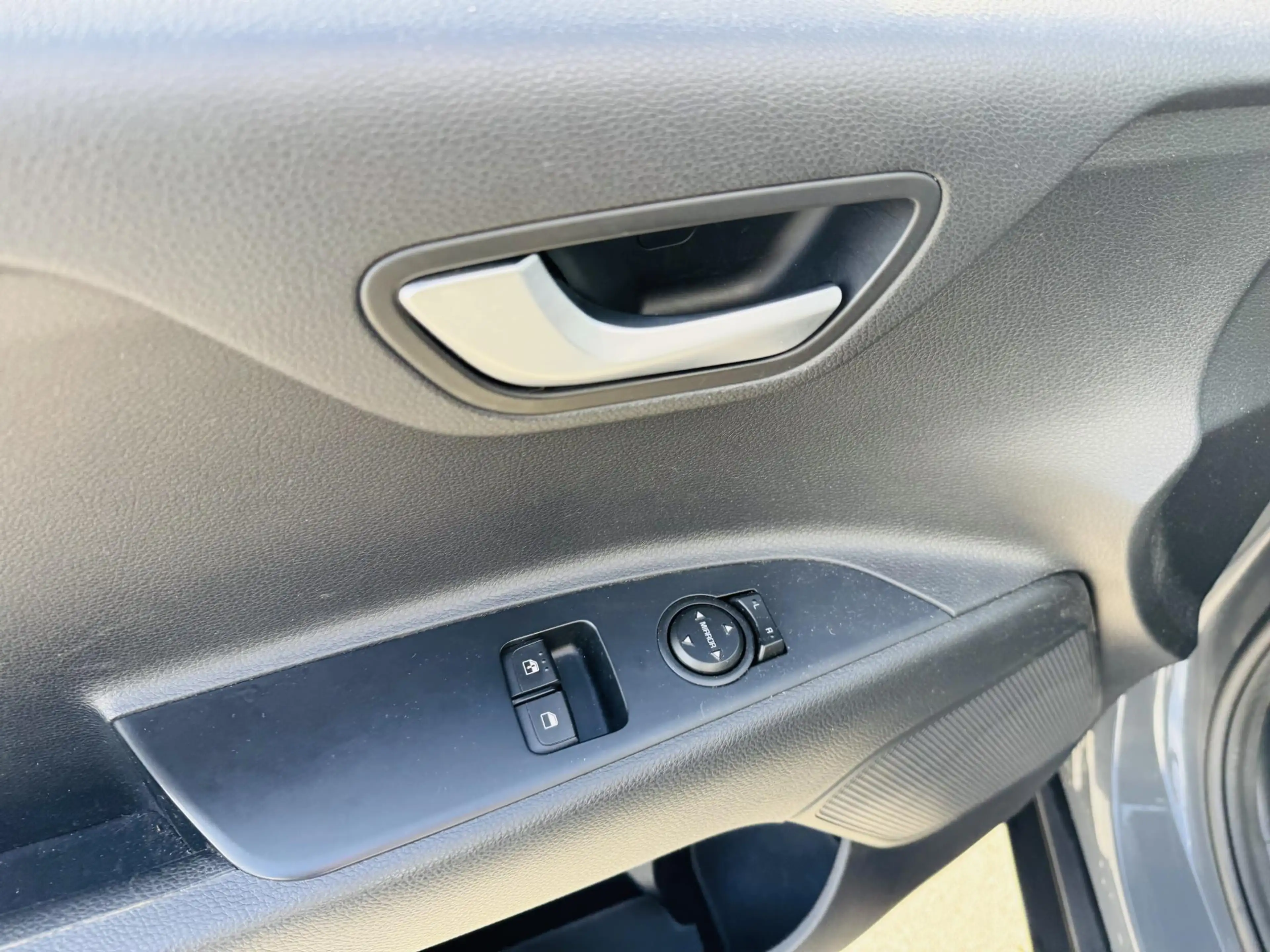 Kia Stonic 1.0 T-GDi MHEV DynamicLine NW geleverd & onderhoud — photo 11