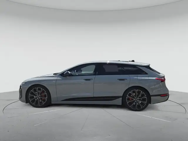 Audi A6 view 6