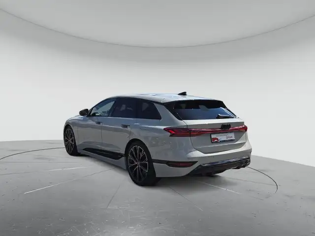 Audi A6 view 3