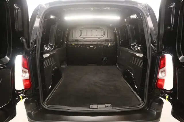 Peugeot Partner view 3