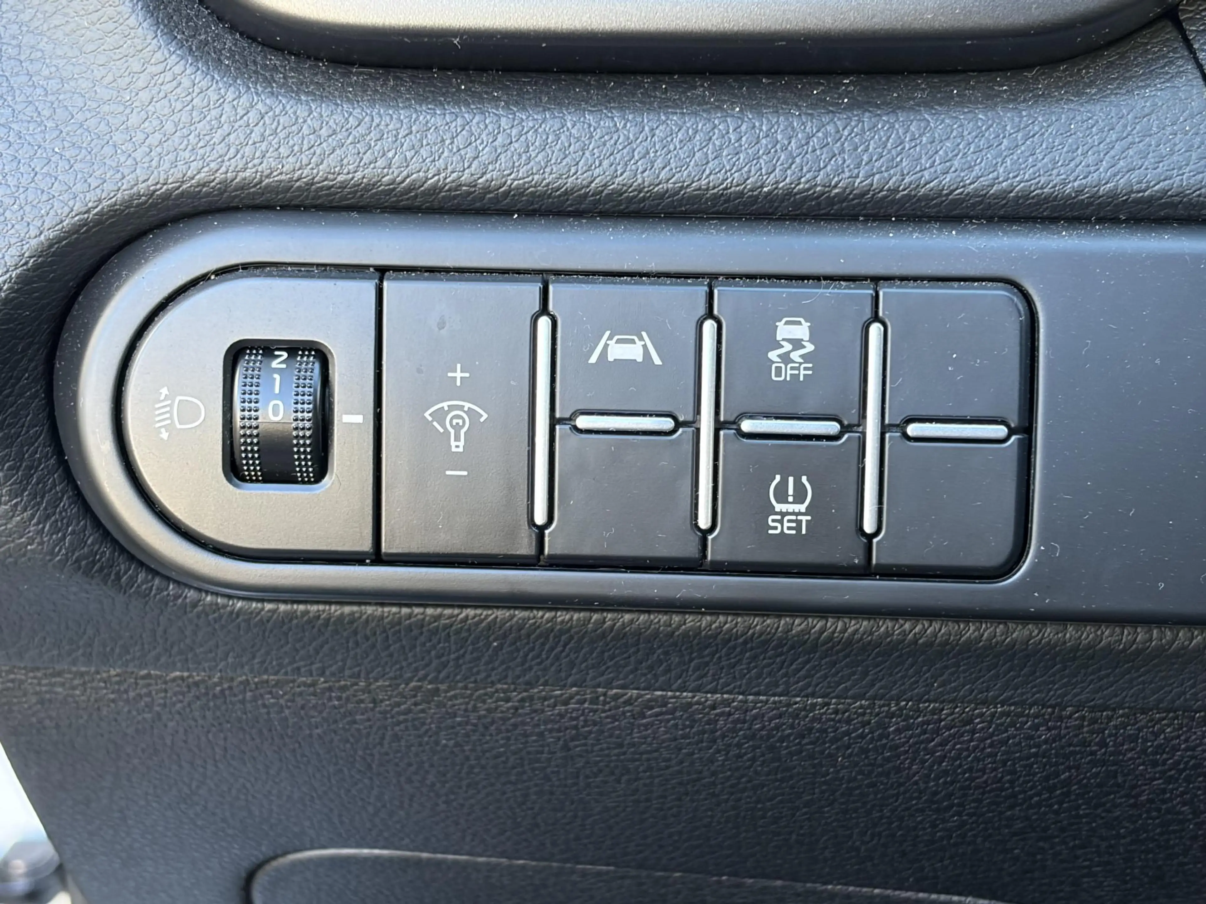 Kia Ceed SW / cee'd SW Sportswagon 1.5 T-GDi MHEV DynamicLine | LED | Cam — photo 25