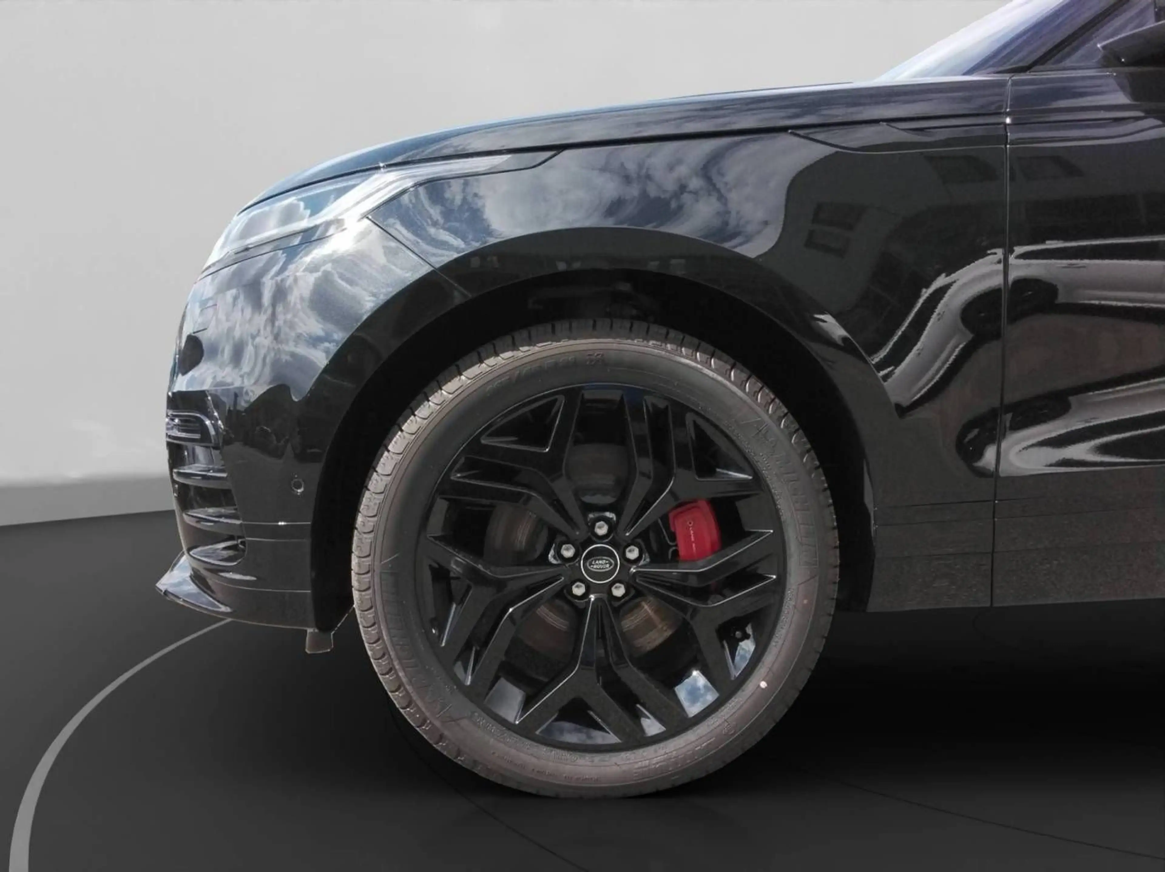 Land Rover Range Rover Velar D300 Dynamic SE — photo 9