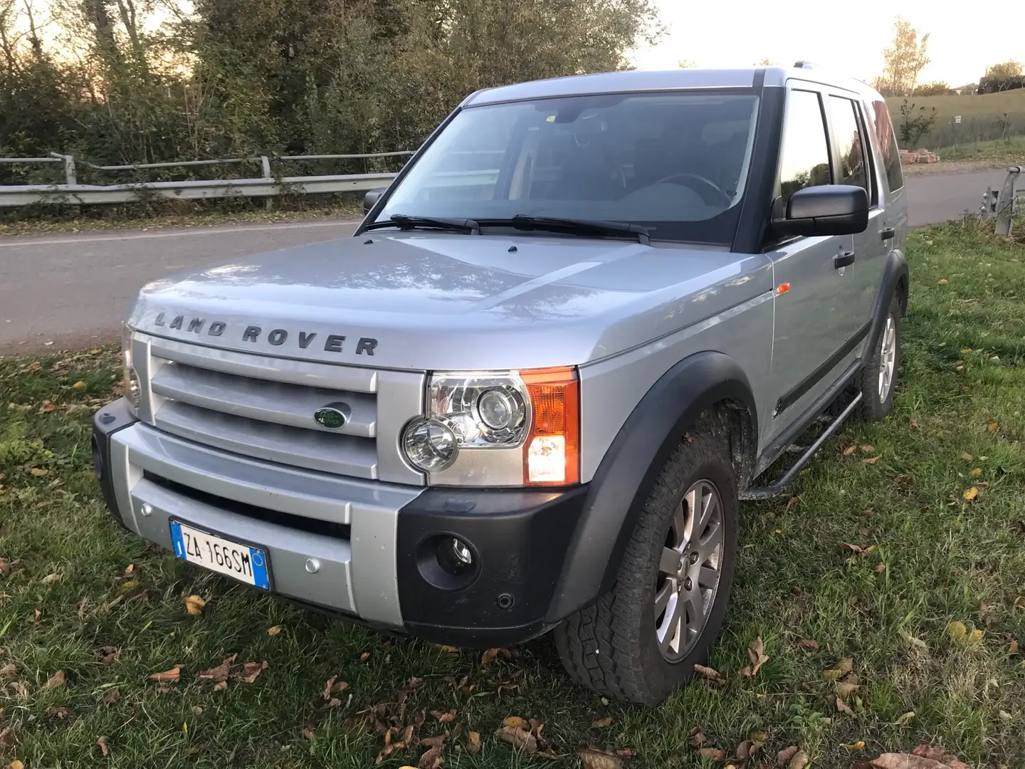 Land Rover Discovery 2.7 tdV6 HSE Argento - 1