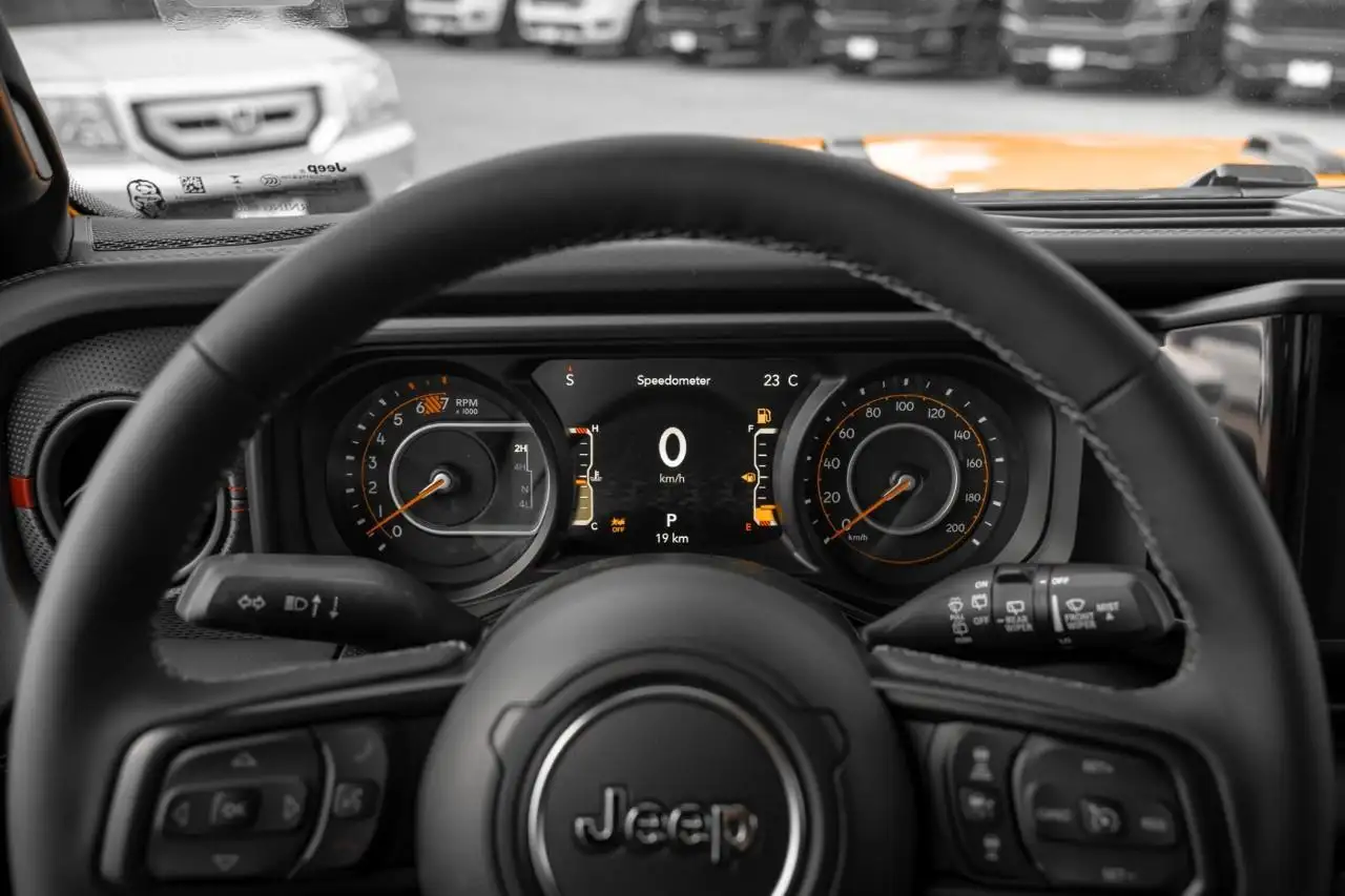 Jeep Wrangler photo Jeep Wrangler