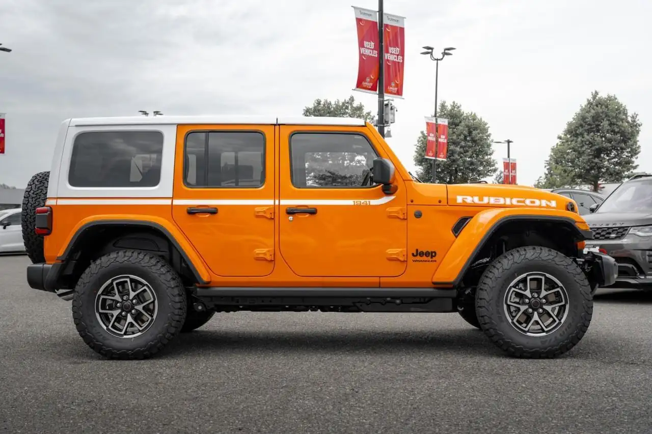Jeep Wrangler photo Jeep Wrangler