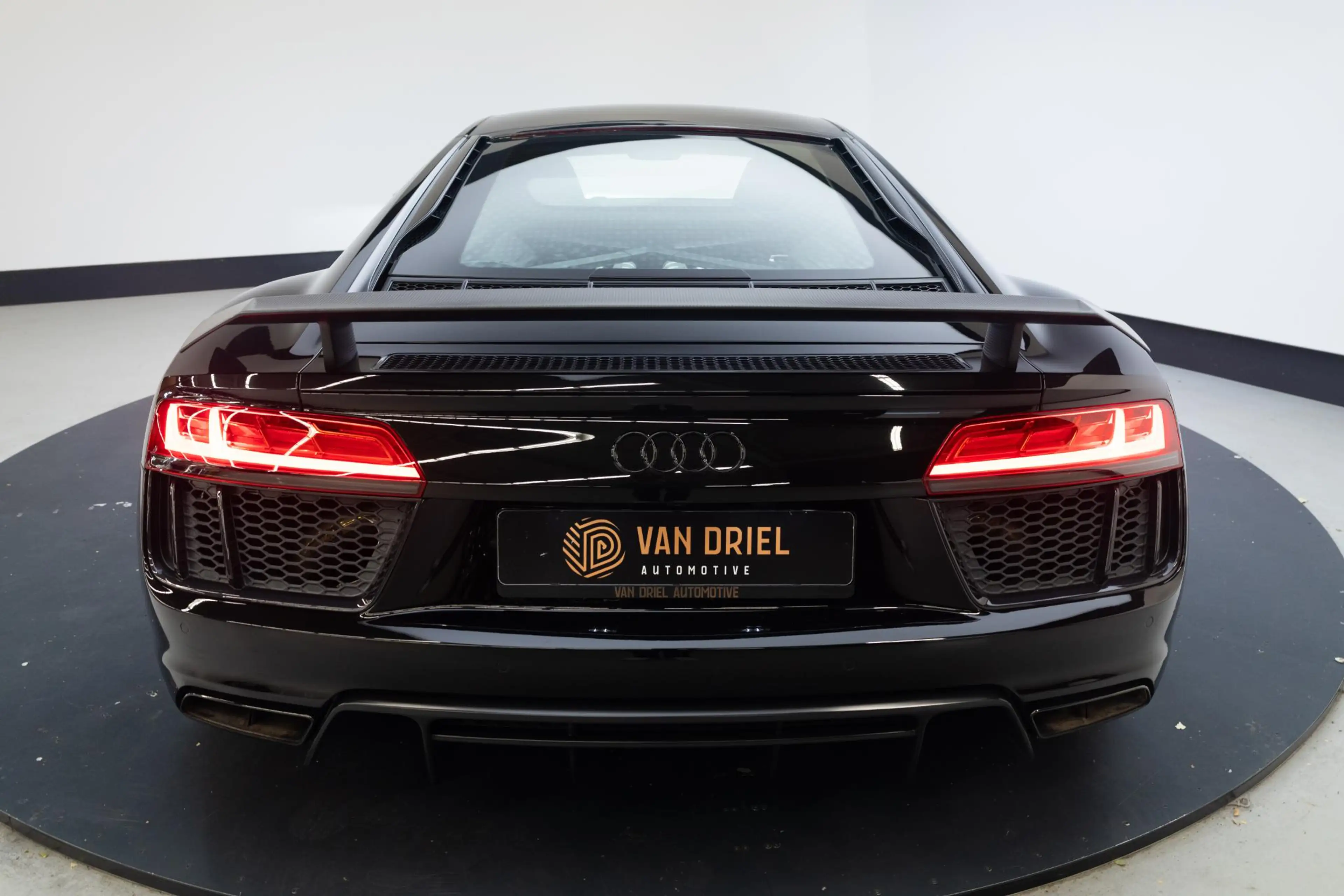 Audi R8 5.2 FSI quattro Plus | Keramische remmen | Mat Car — photo 7