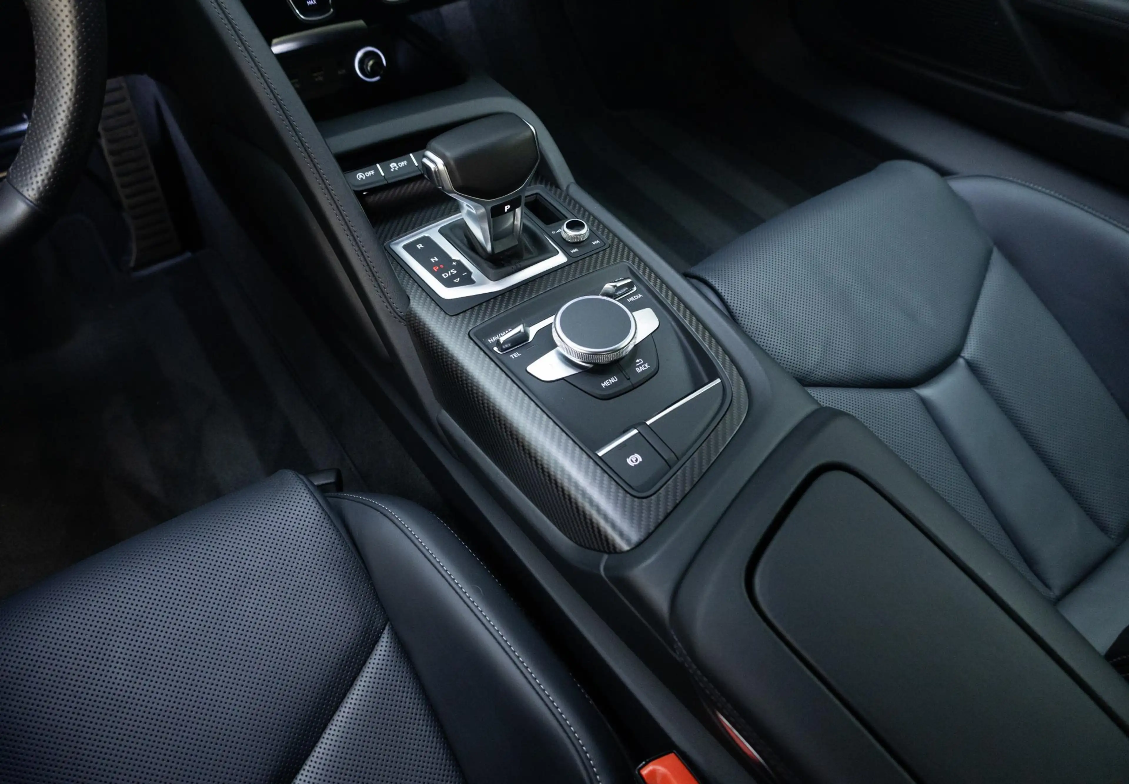 Audi R8 5.2 FSI quattro Plus | Keramische remmen | Mat Car — photo 17