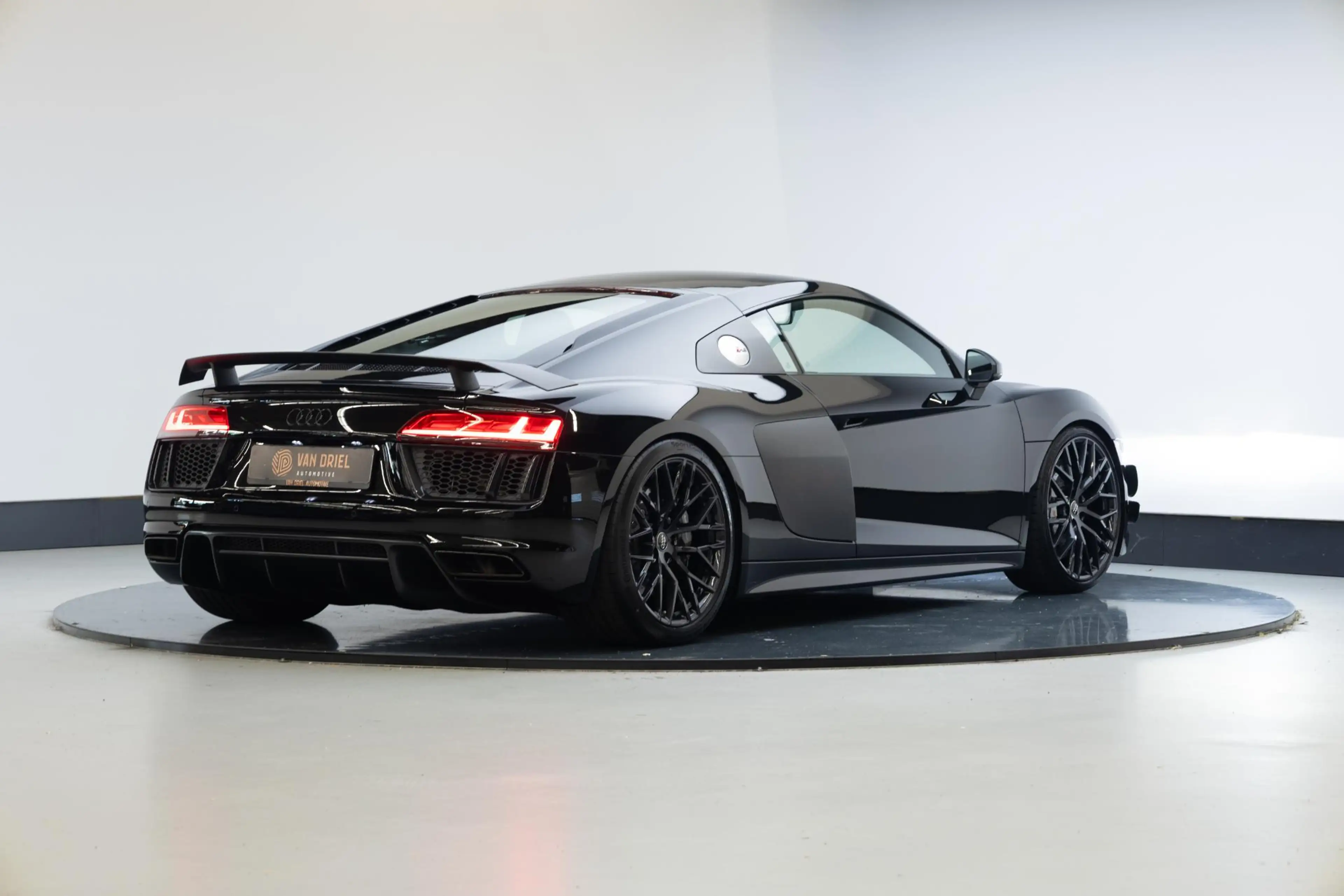 Audi R8 5.2 FSI quattro Plus | Keramische remmen | Mat Car — photo 40