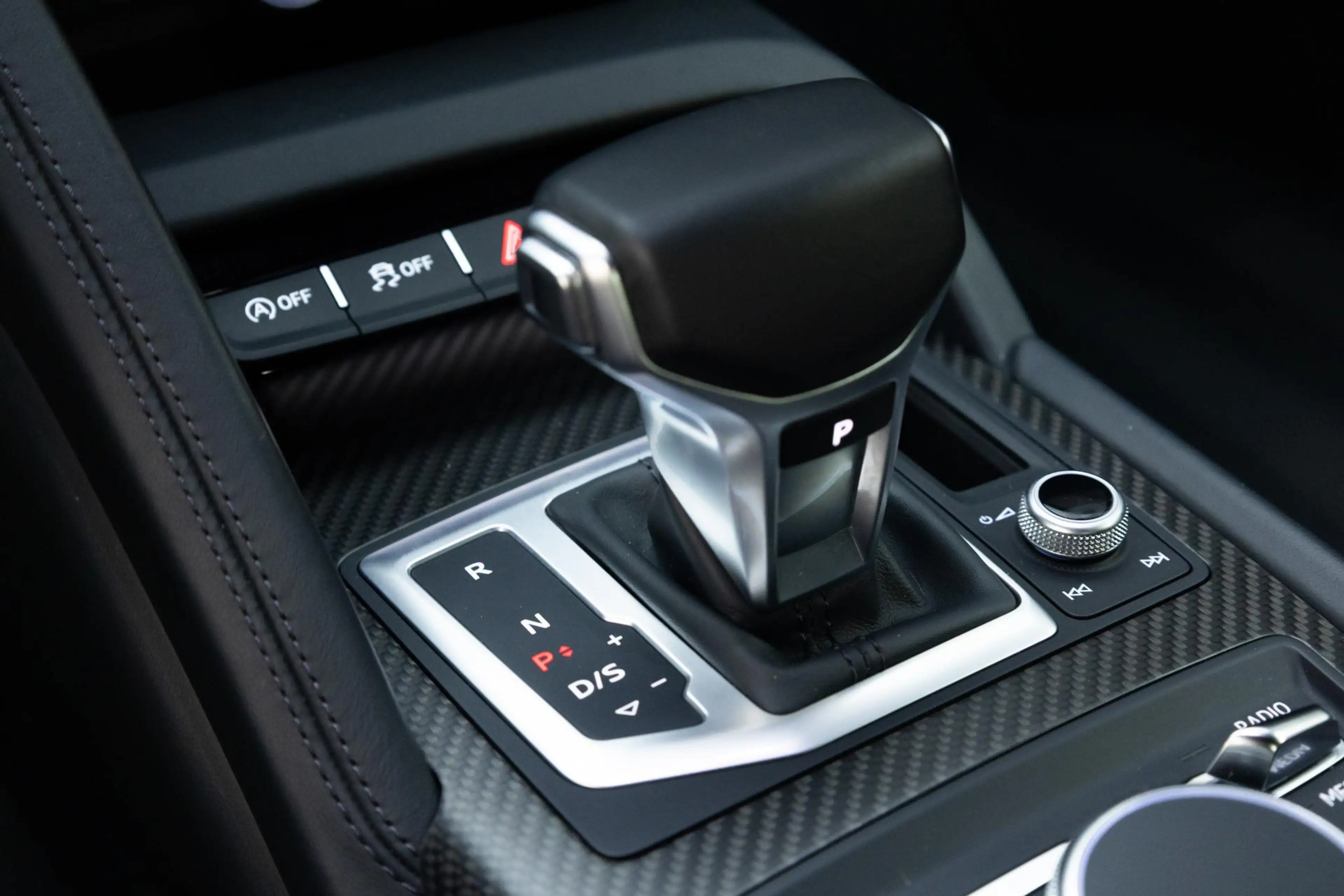Audi R8 5.2 FSI quattro Plus | Keramische remmen | Mat Car — photo 21