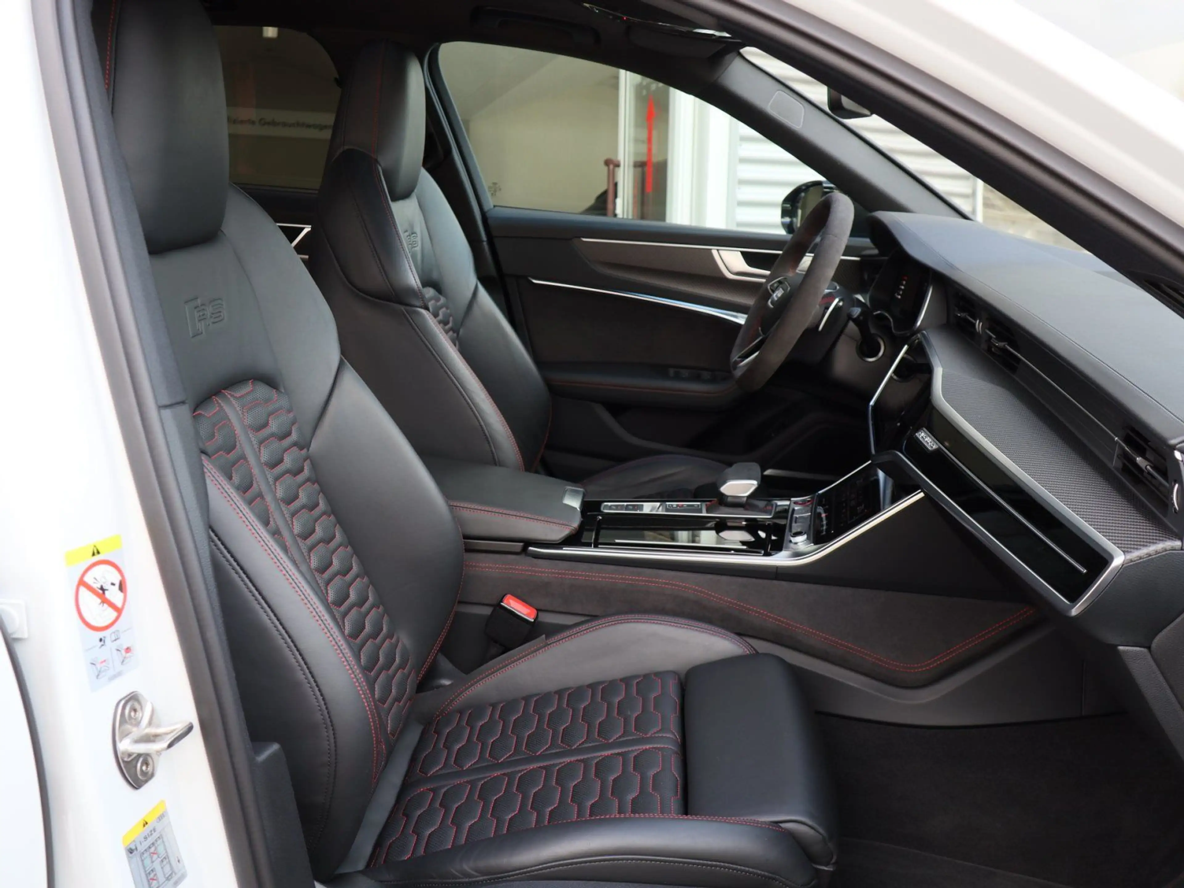 Audi RS6 RS6 Avant 4.0 TFSI quattro — photo 7