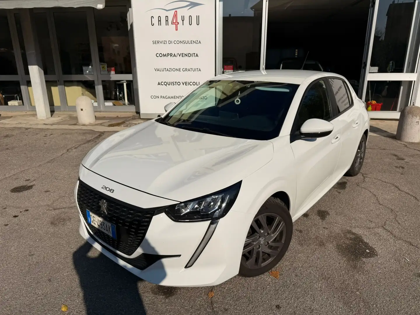Peugeot 208 208 1.2 puretech, GPL !  ADATTA A NEOPATENTATI! Blanc - 1