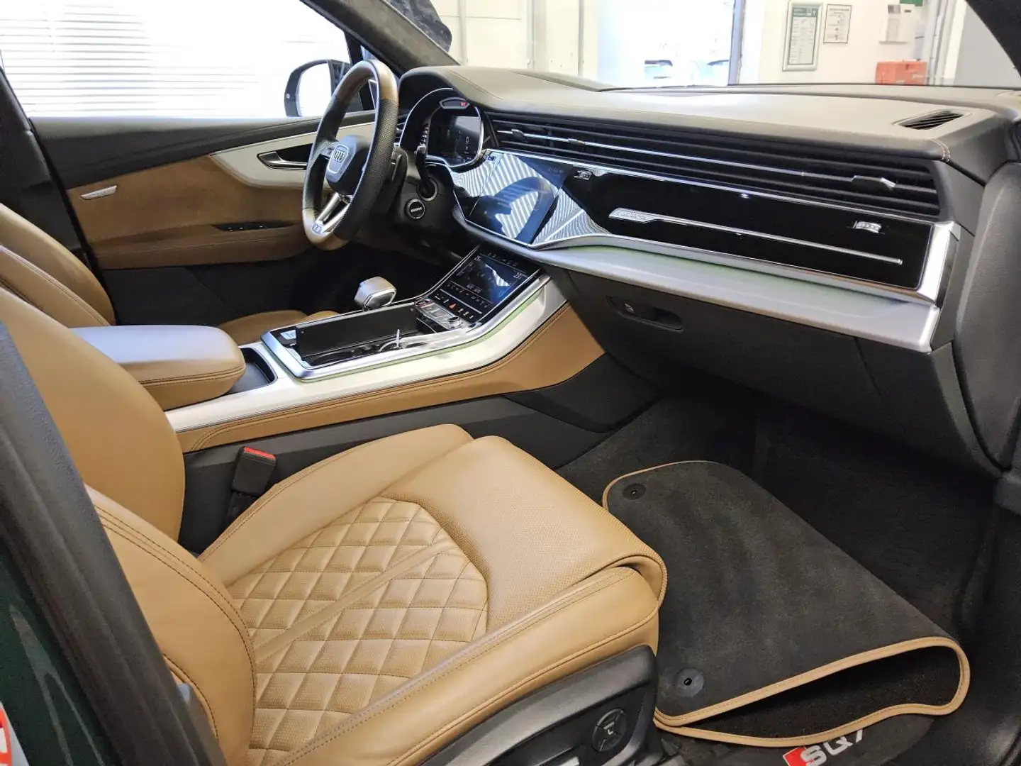 Audi SQ7 4.0 TDI quattro STHZ Allradlenkung exklusive Grün - 2