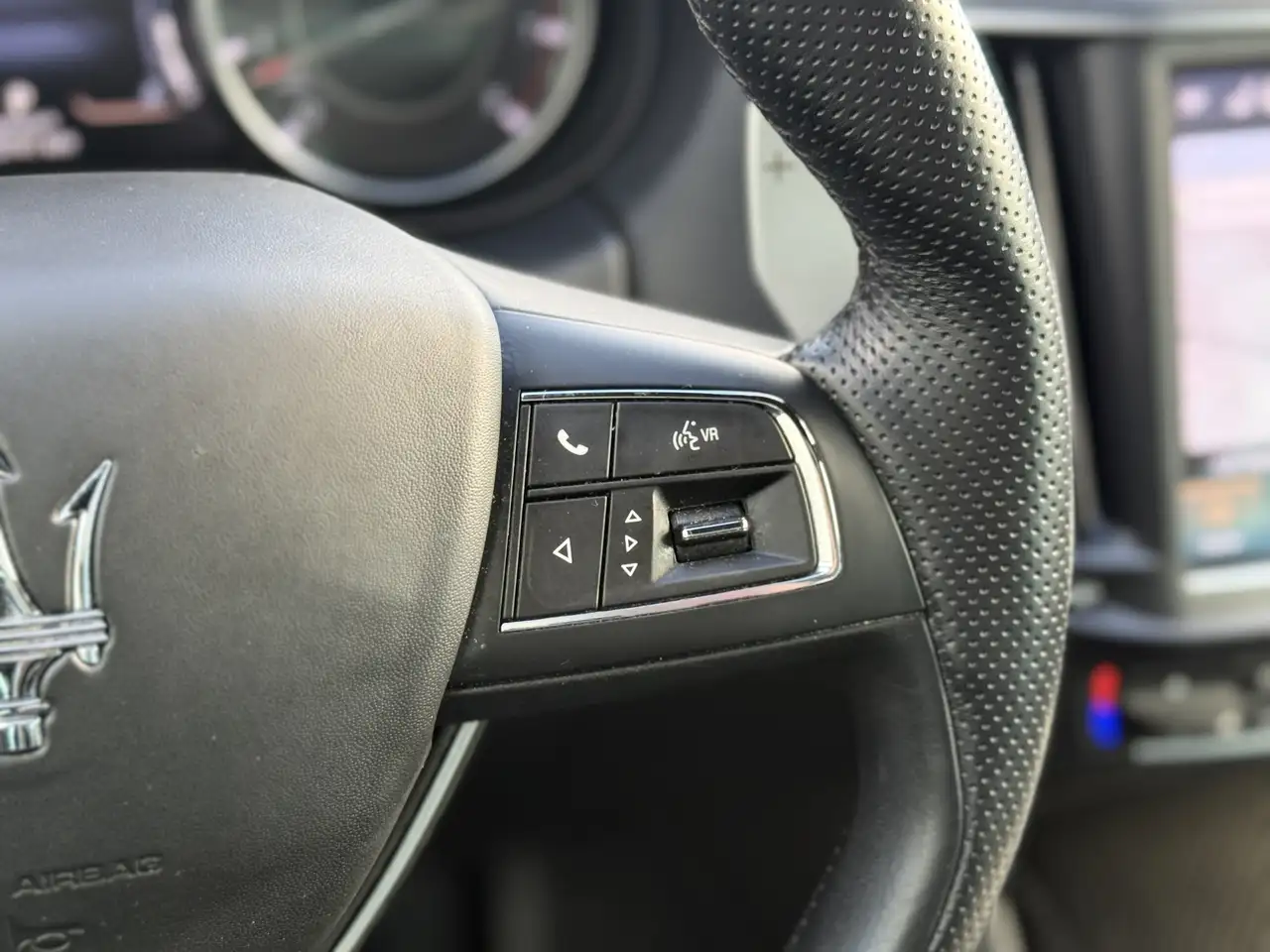 Maserati Levante снимка Maserati Levante
