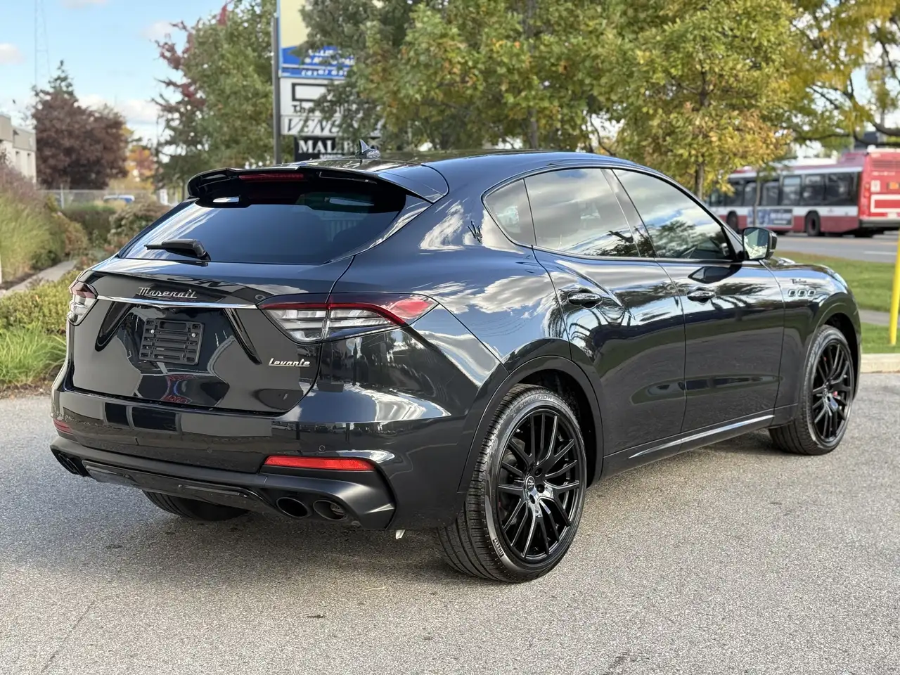 Maserati Levante снимка Maserati Levante