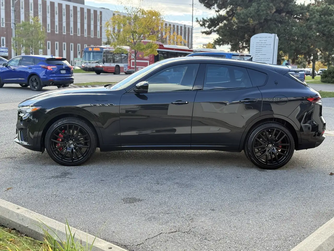 Maserati Levante снимка Maserati Levante