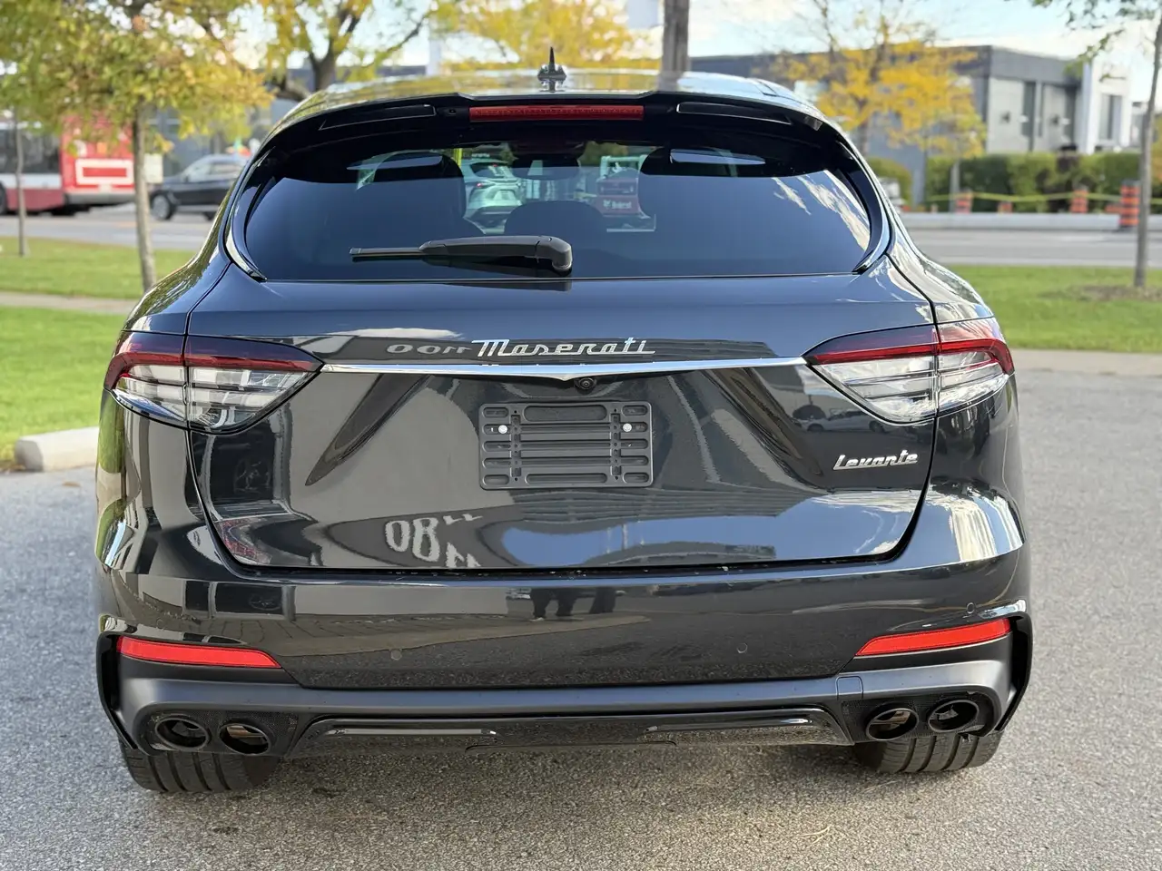 Maserati Levante снимка Maserati Levante