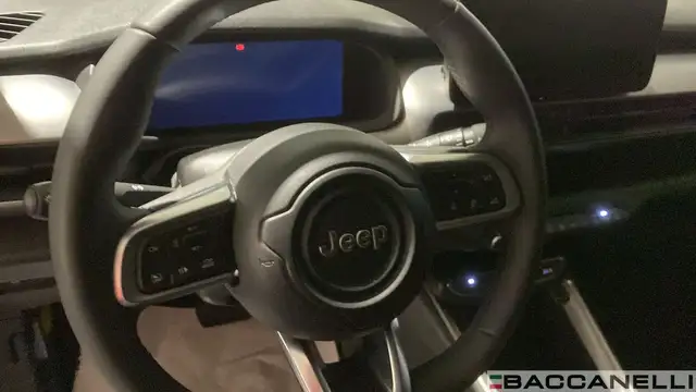 Jeep Avenger view 14