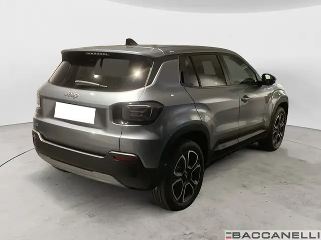 Jeep Avenger view 4