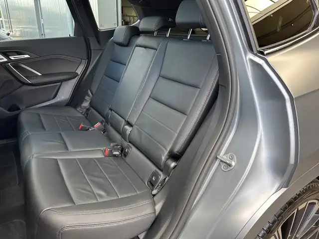 BMW Ix1 view 15