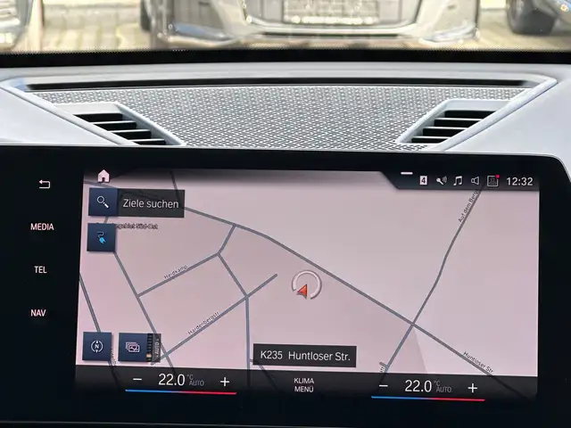 BMW Ix1 view 21