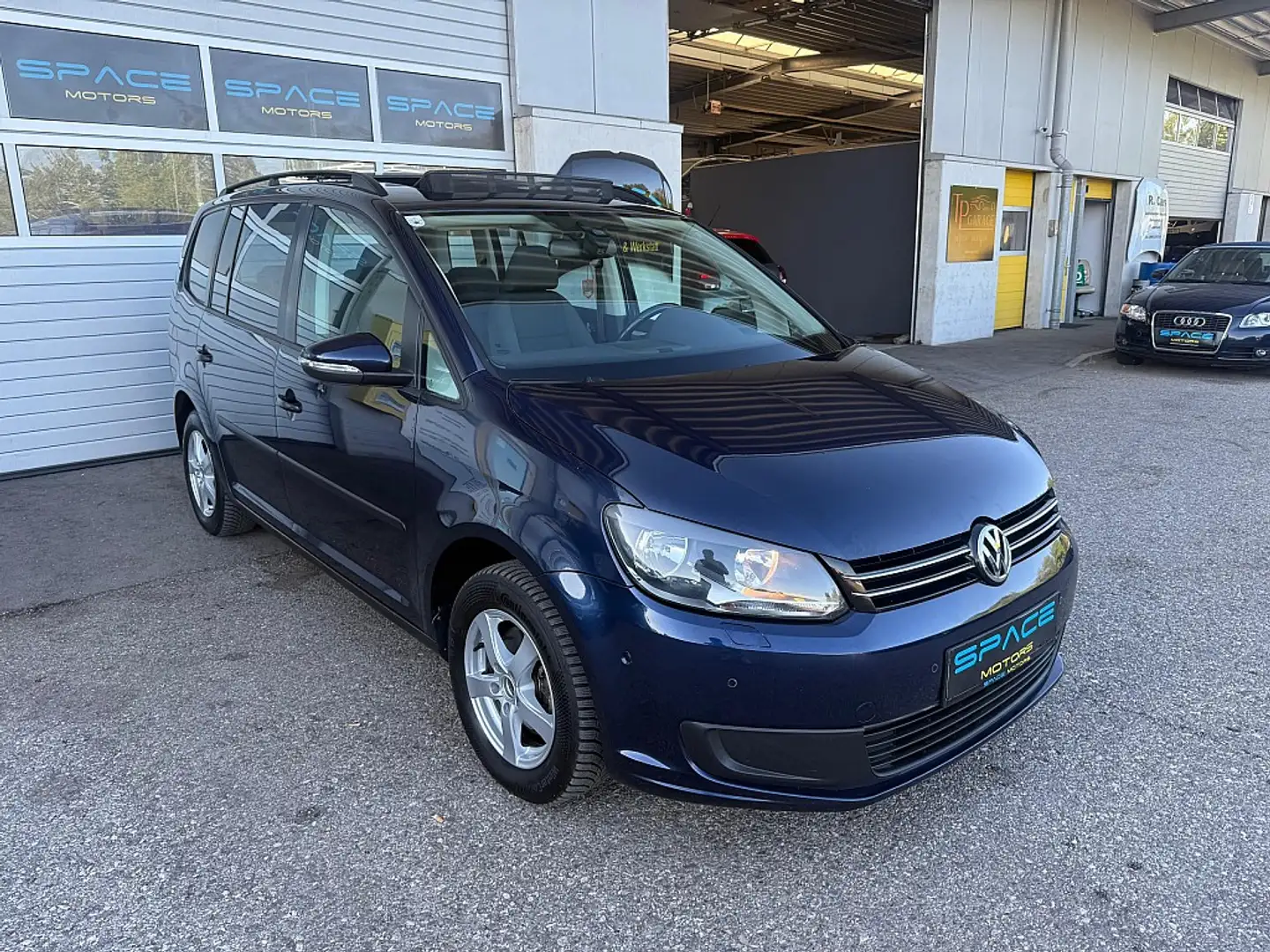 Volkswagen Touran CrossTouran 1,6 TDI Bleu - 1