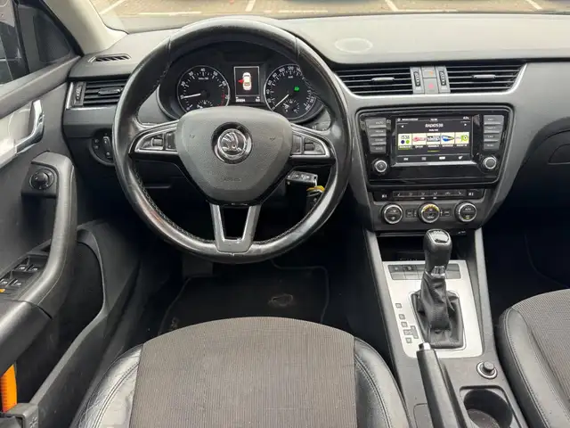 Skoda Octavia view 2