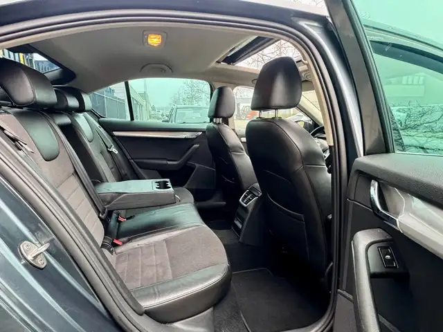 Skoda Octavia view 13
