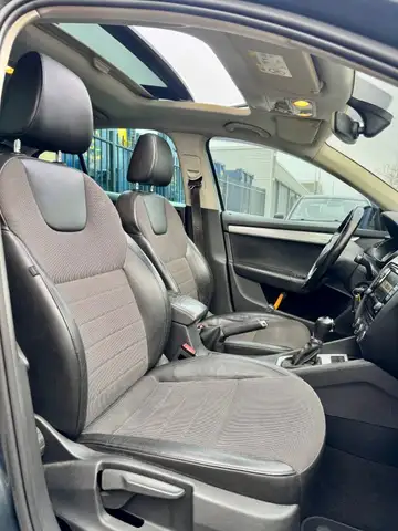 Skoda Octavia view 11