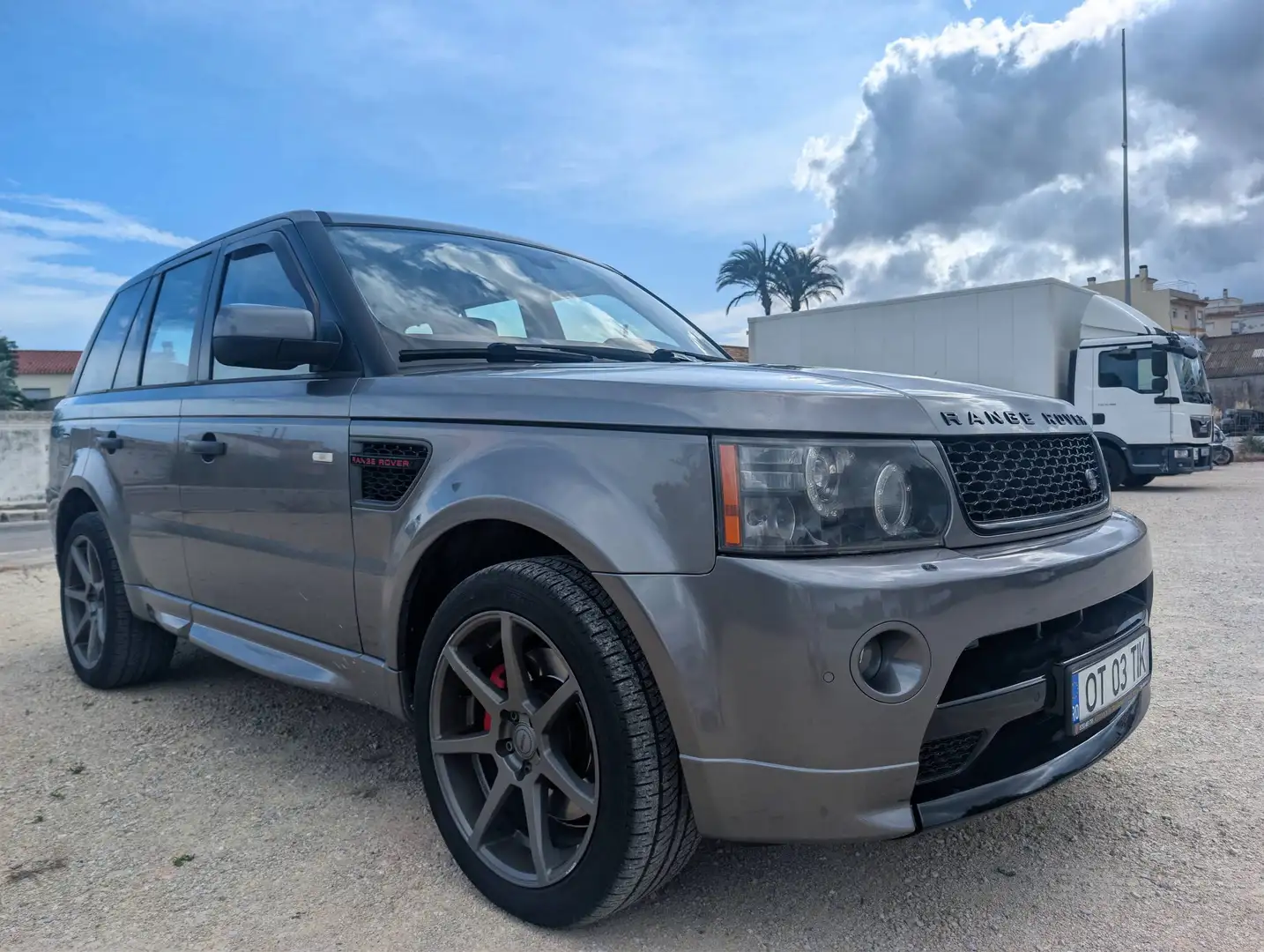 Land Rover Range Rover Sport Range Rover Sport 3.0TDV6 SE Aut. SE Gris - 1