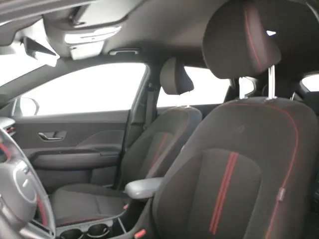 Hyundai Kona view 13