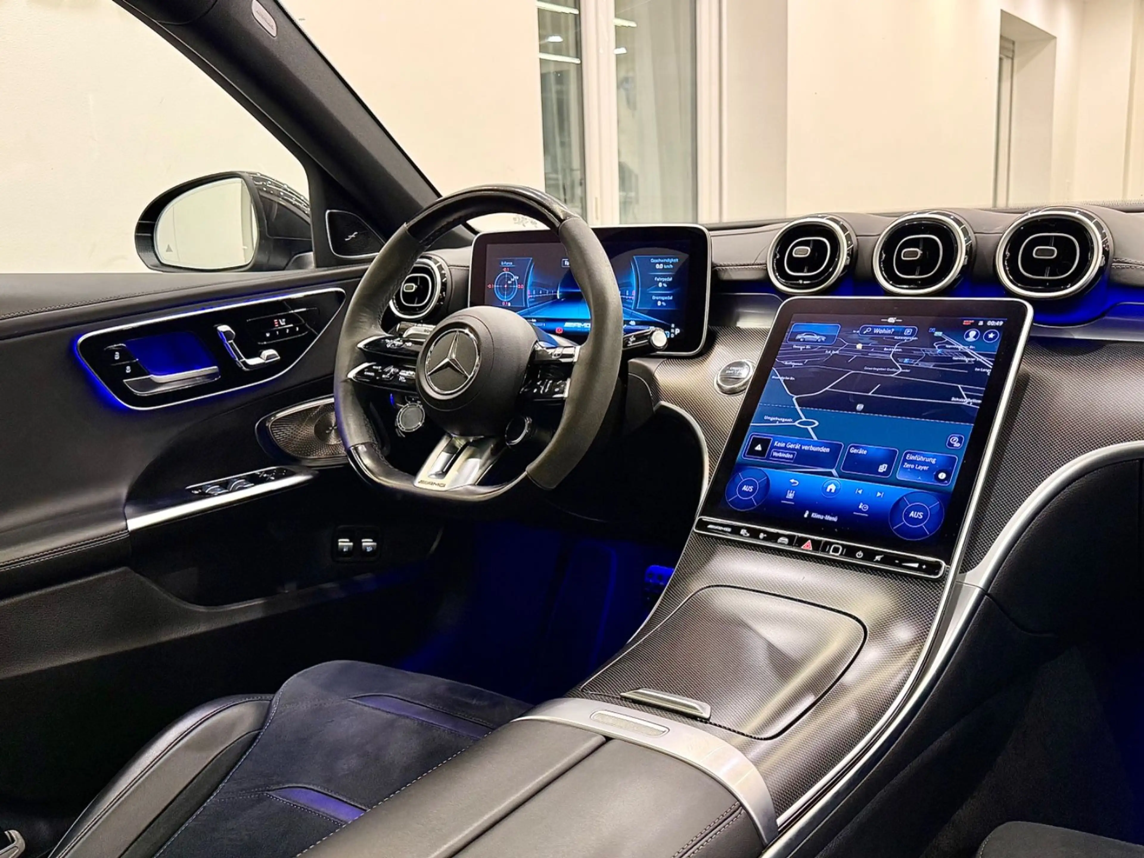 Mercedes-Benz C 63 AMG C 63 S AMG 4Matic+ S E Performance F1 Edition — photo 9