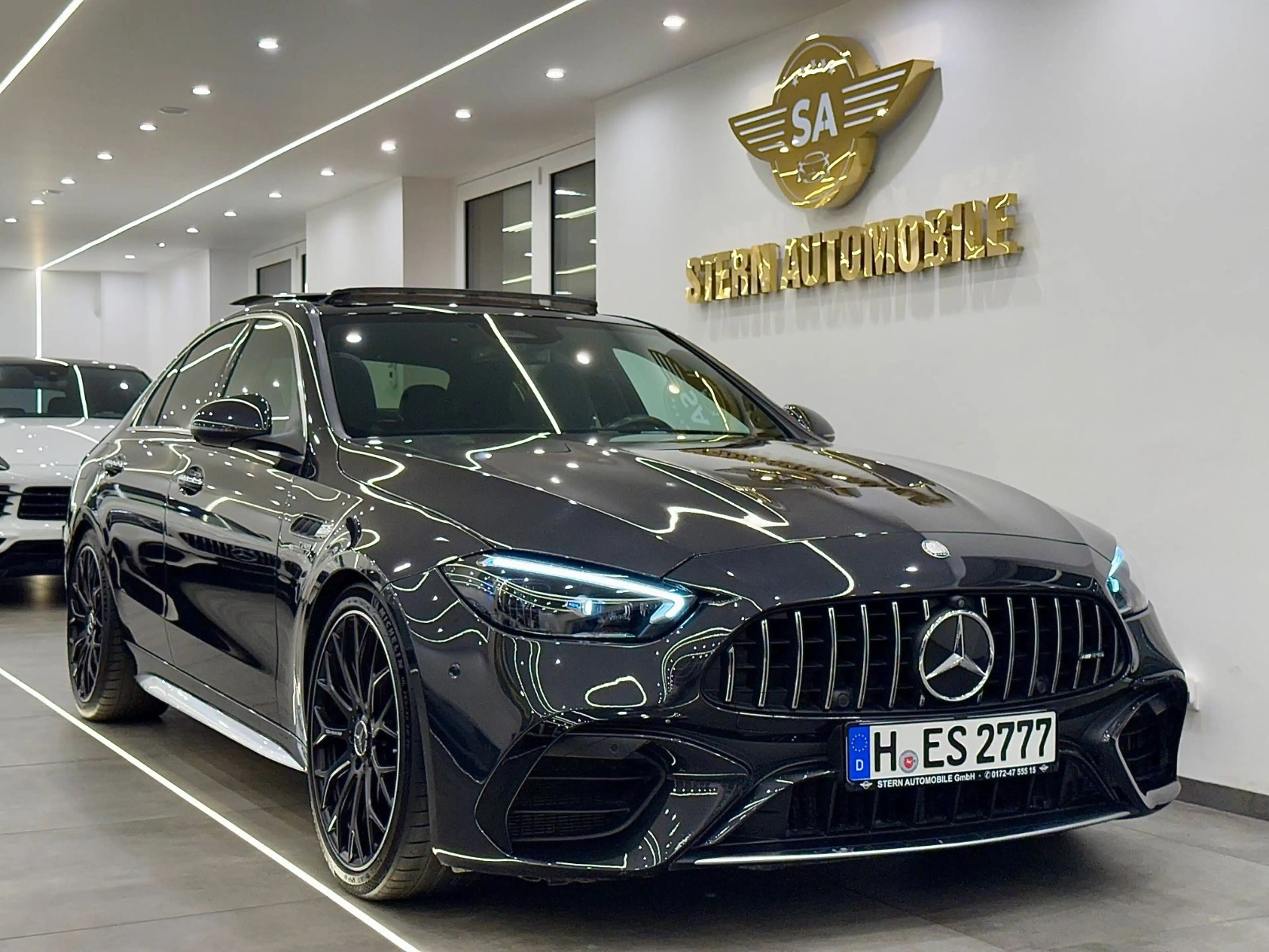 Mercedes-Benz C 63 AMG C 63 S AMG 4Matic+ S E Performance F1 Edition — photo 4