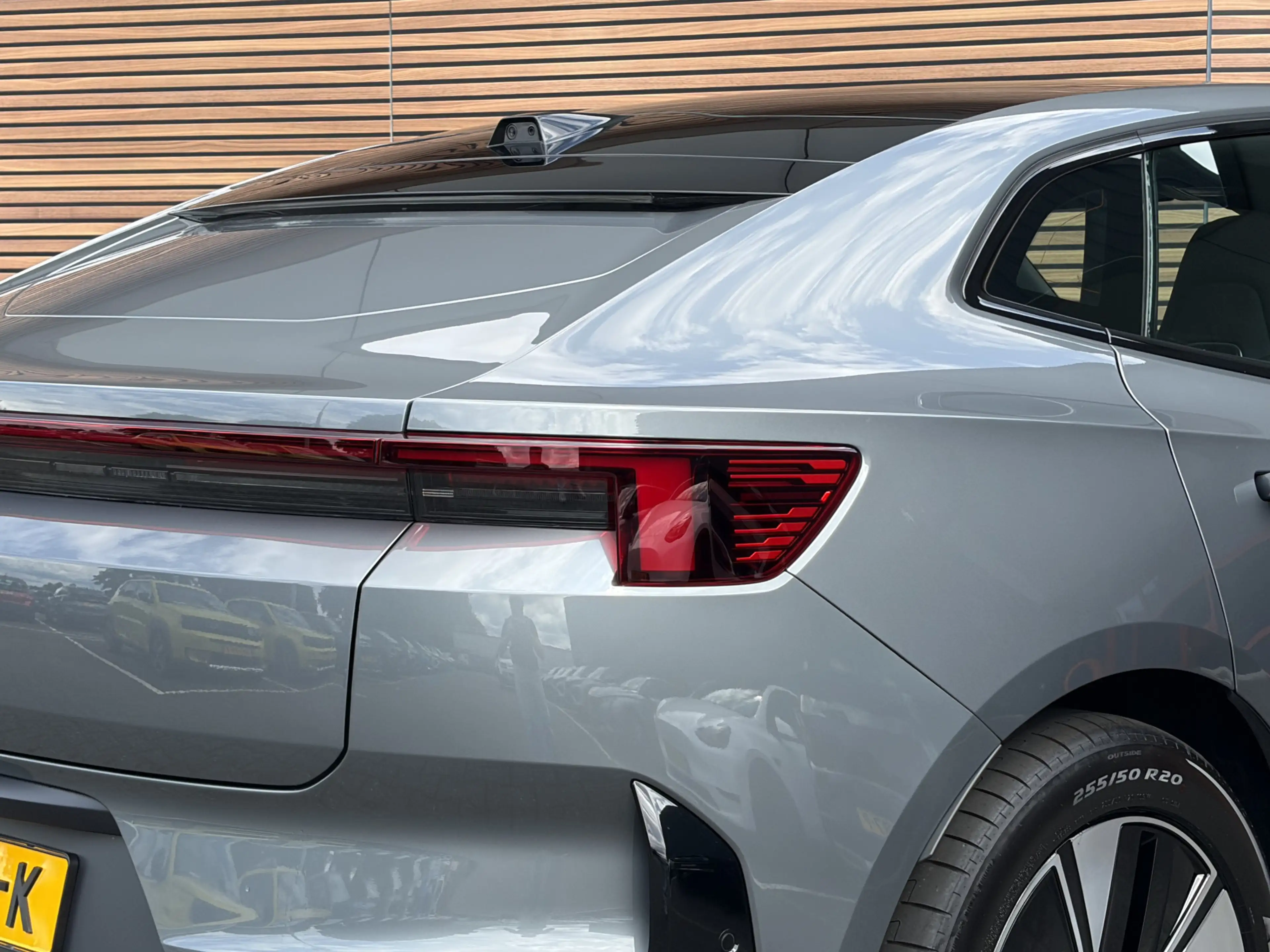 Polestar 4 Long Range Single motor 100 kWh Cruise control ada — photo 23
