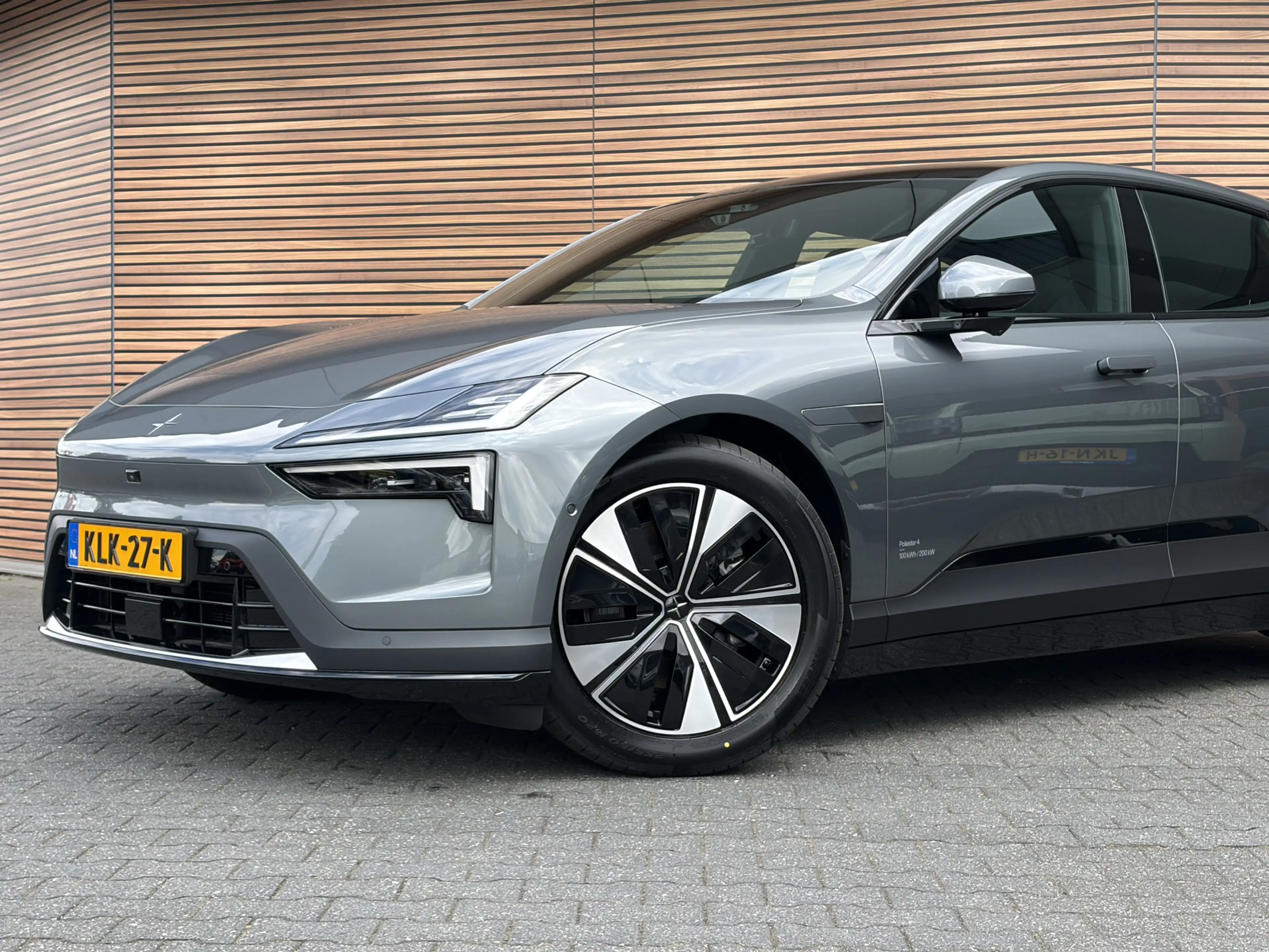 Polestar 4 Long Range Single motor 100 kWh Cruise control ada — photo 11