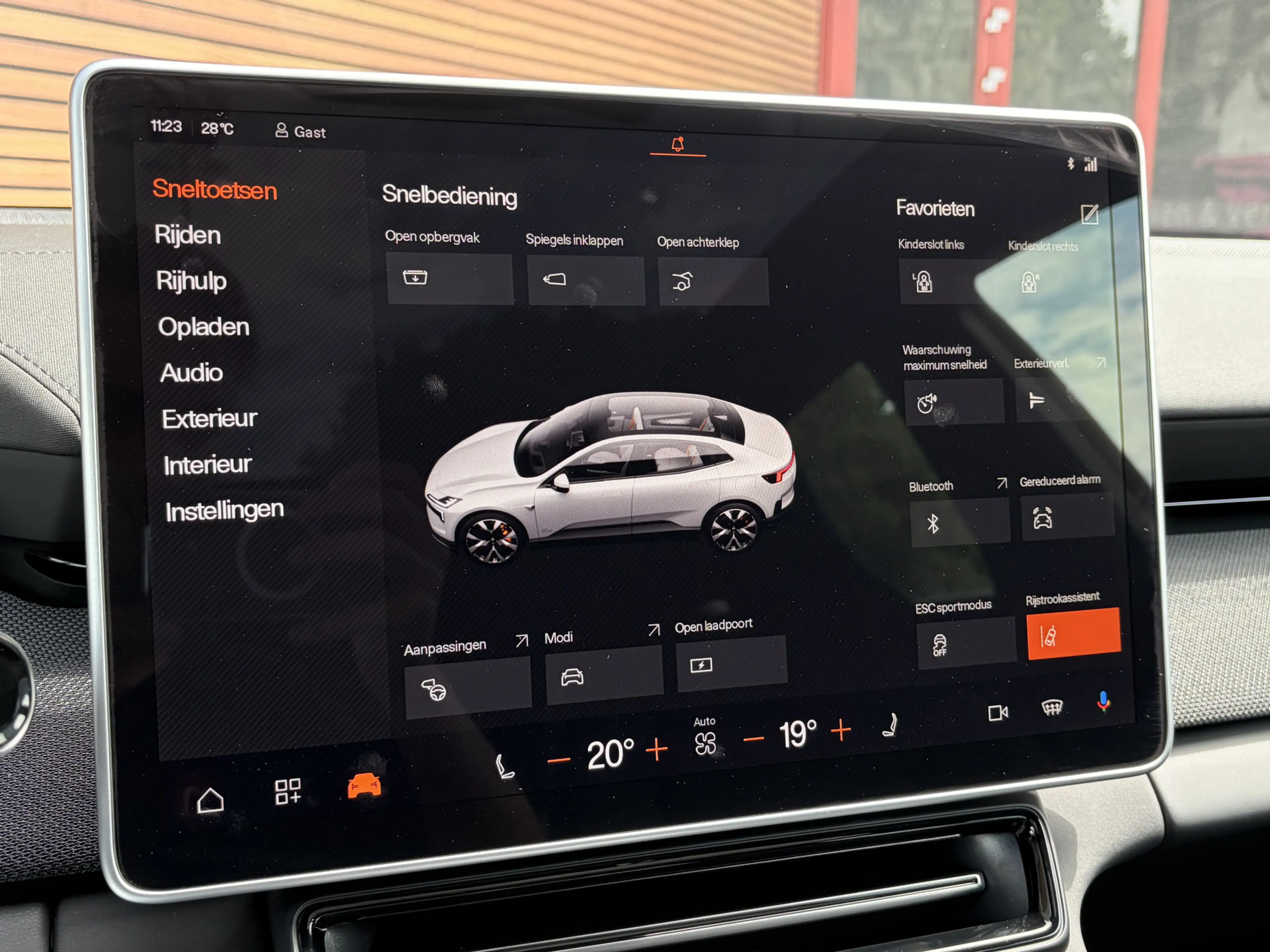 Polestar 4 Long Range Single motor 100 kWh Cruise control ada — photo 40