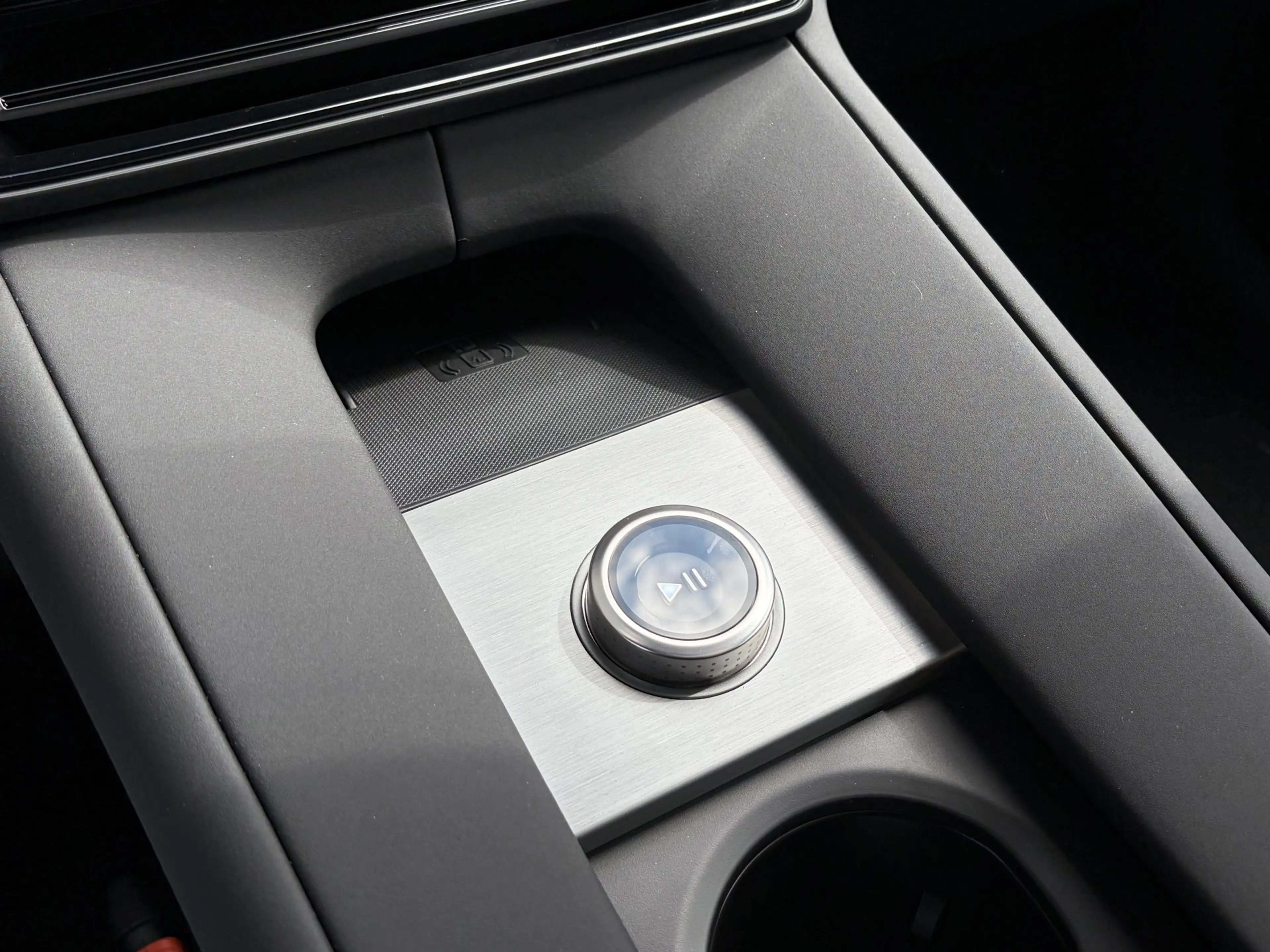 Polestar 4 Long Range Single motor 100 kWh Cruise control ada — photo 46